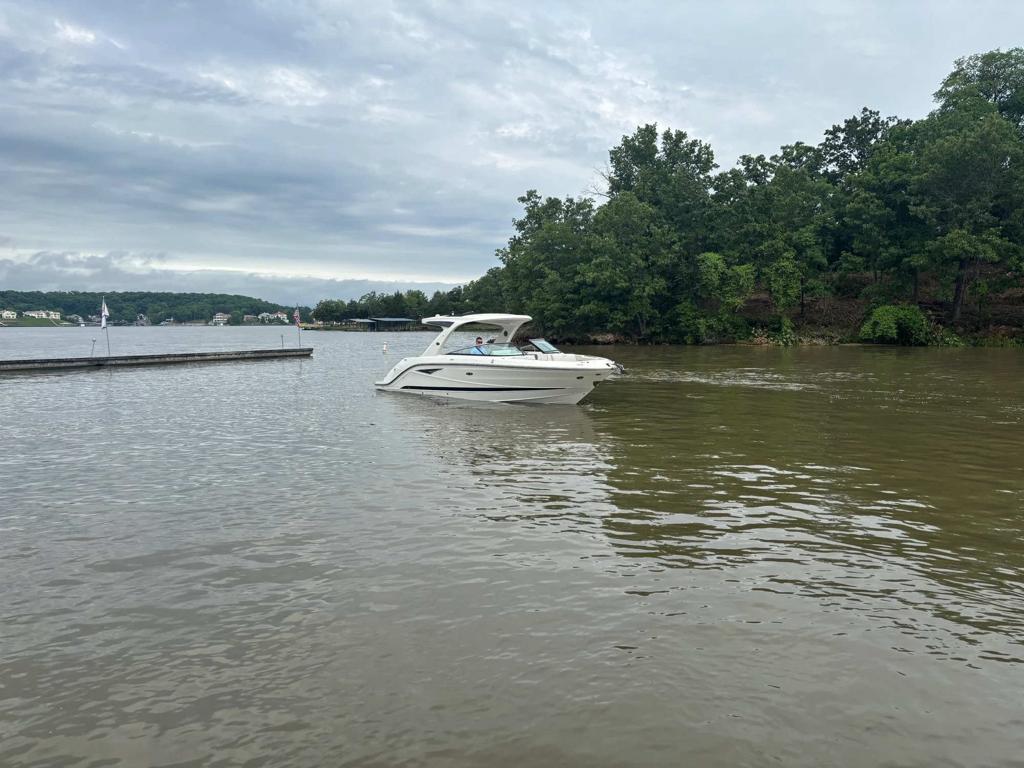 2026 Sea Ray SLX 310 Image Thumbnail #1