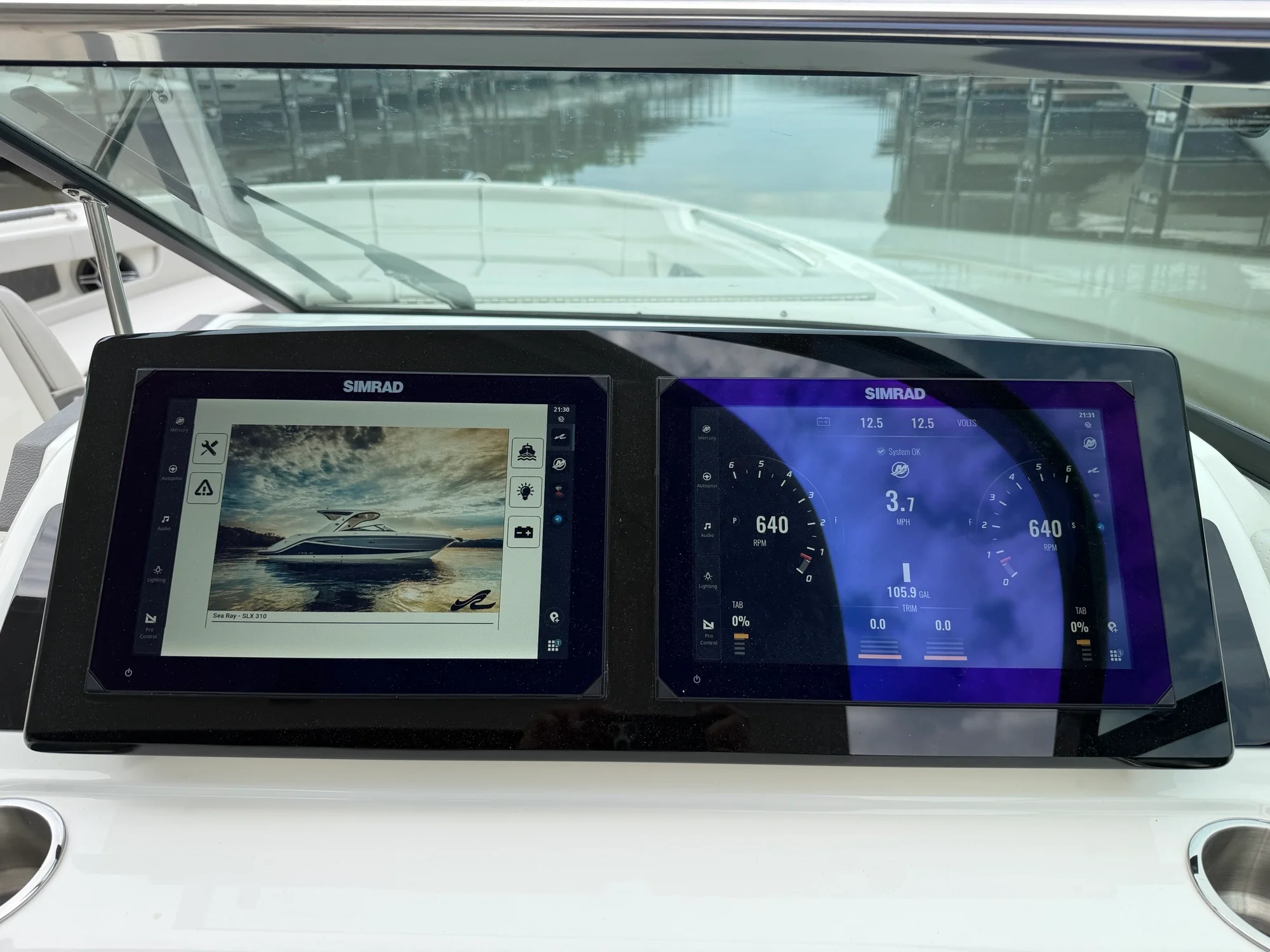 2026 Sea Ray SLX 310 Image Thumbnail #4