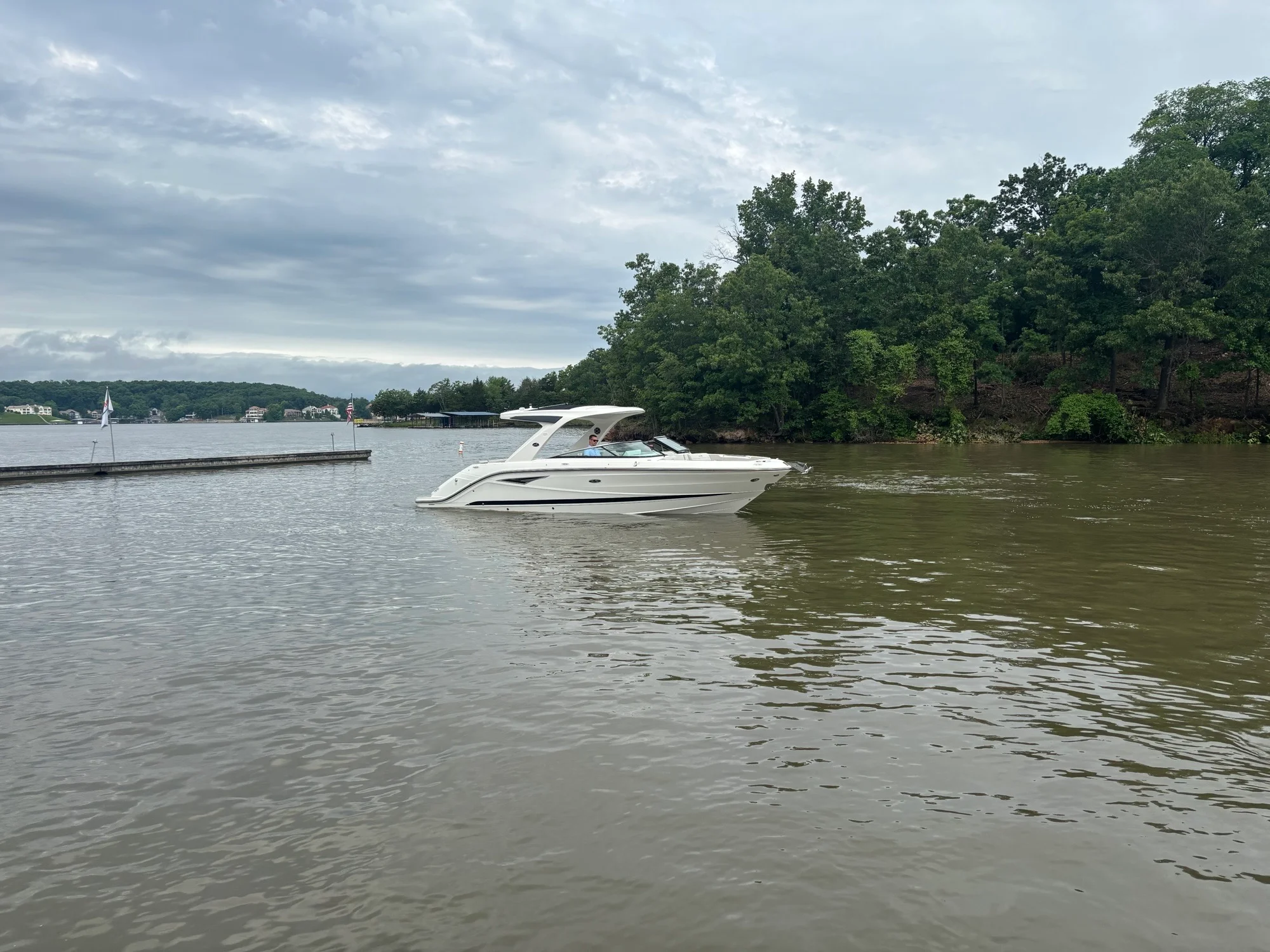 2026 Sea Ray SLX 310 Image Thumbnail #1