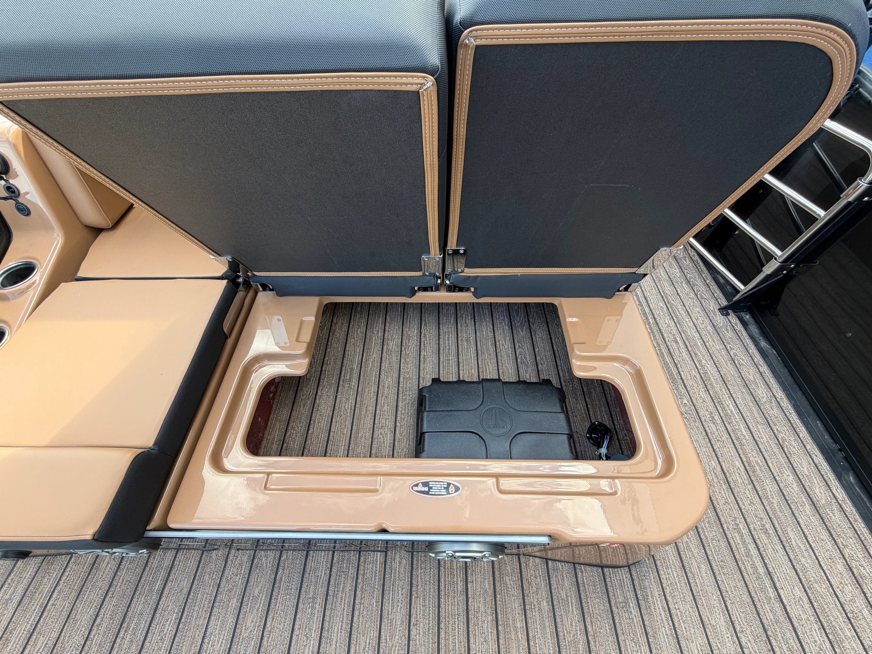 2026 Harris 230 Grand Mariner Image Thumbnail #33