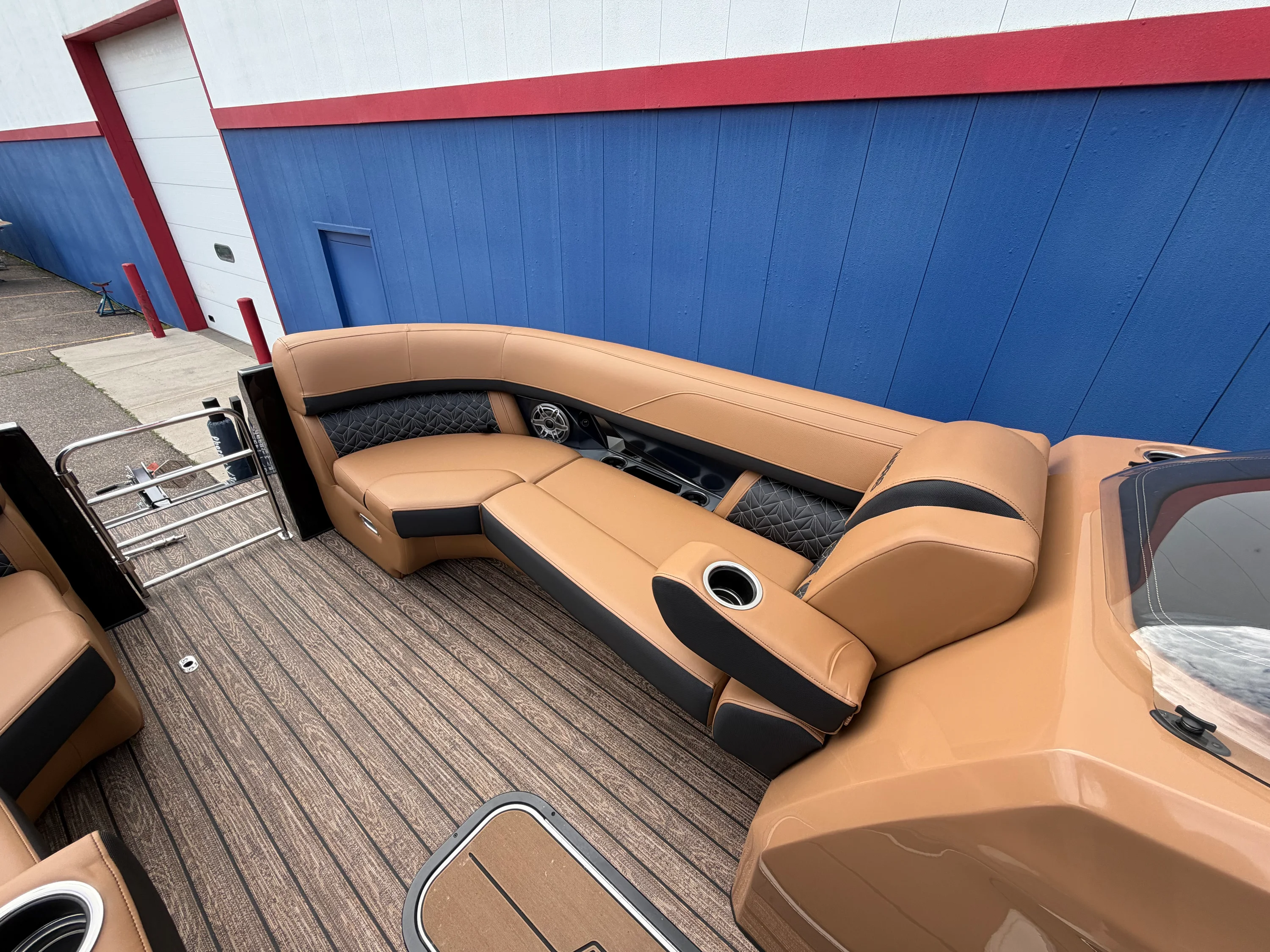 2026 Harris 230 Grand Mariner Image Thumbnail #4
