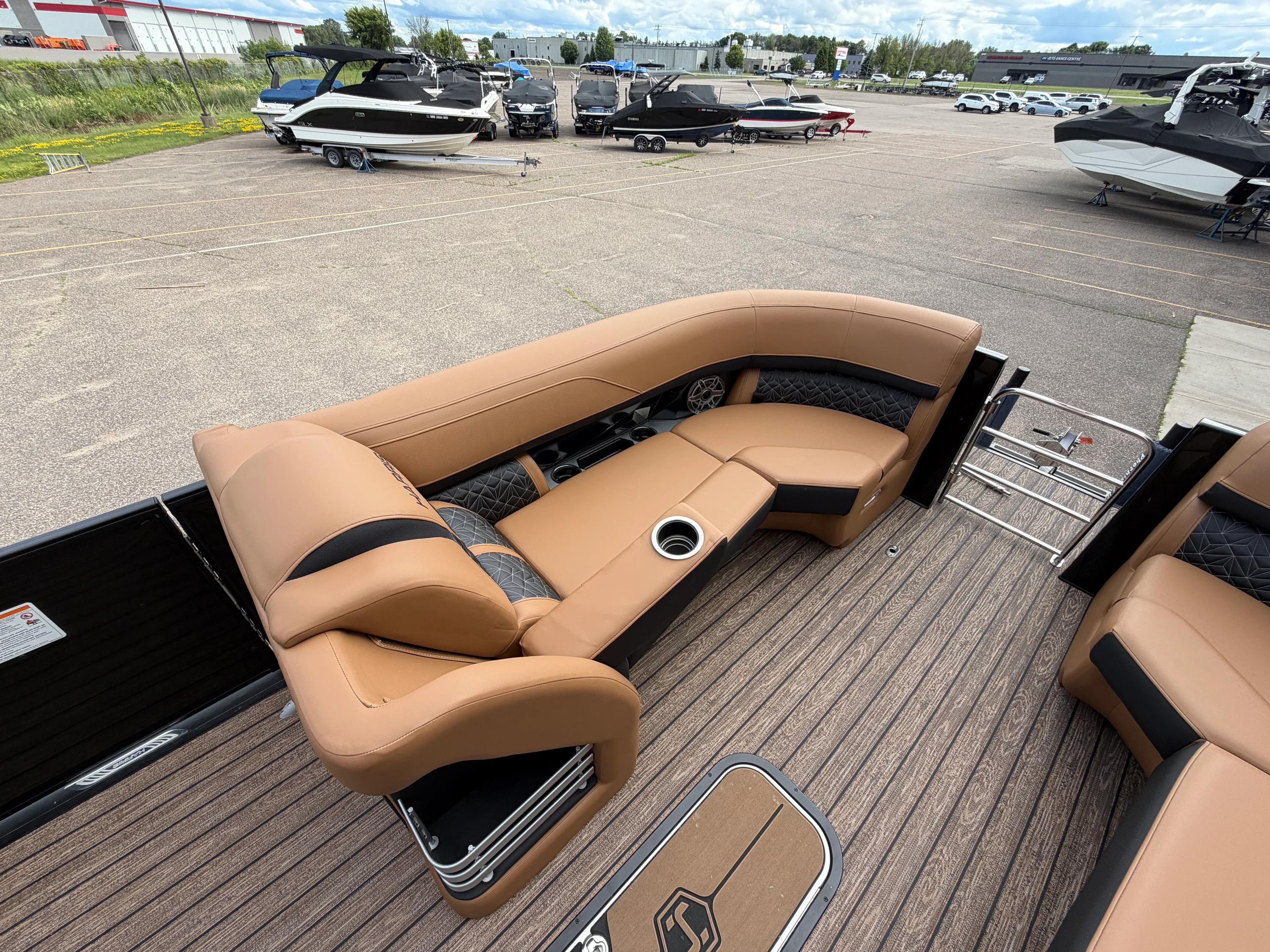 2026 Harris 230 Grand Mariner Image Thumbnail #0