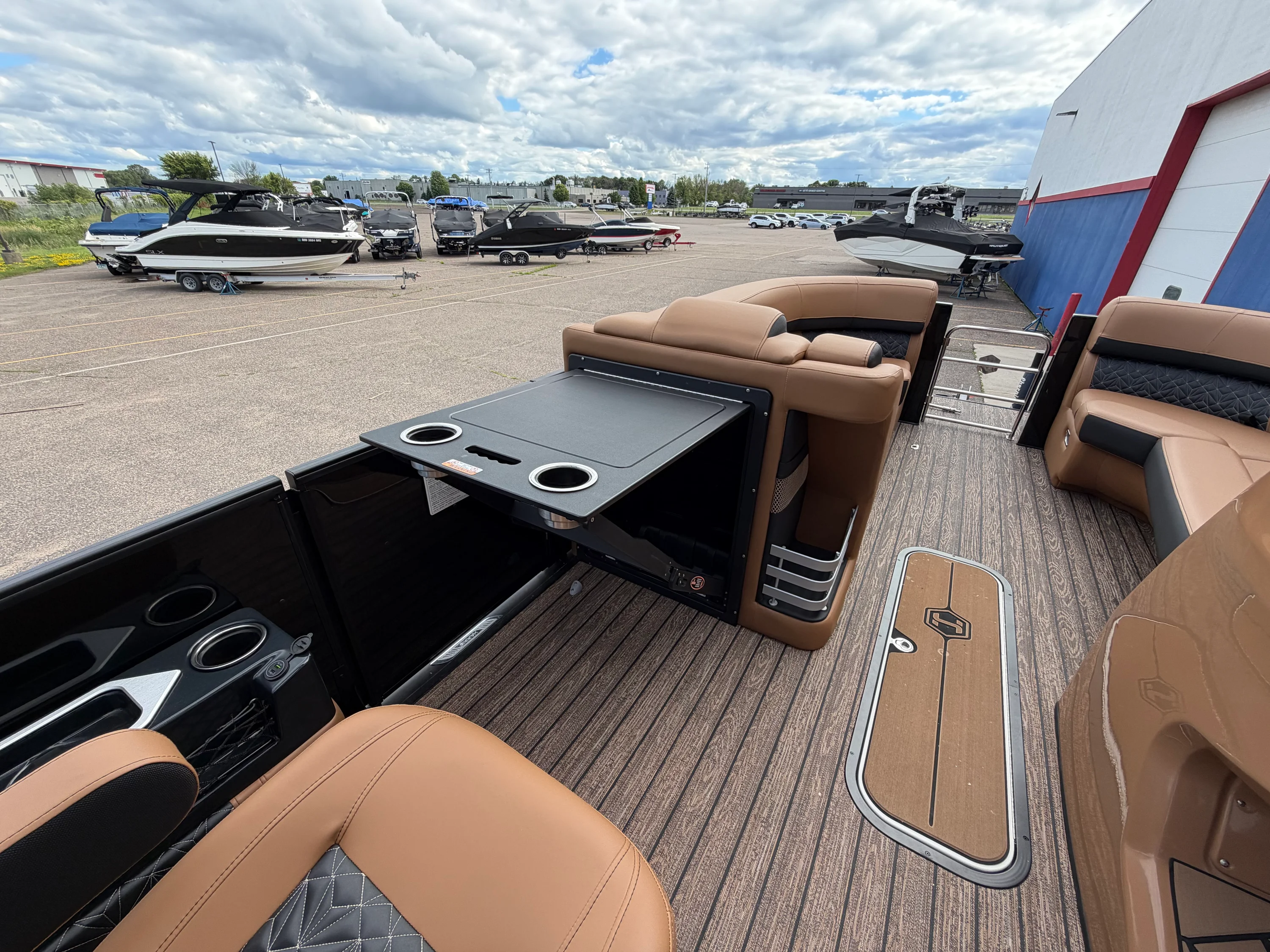2026 Harris 230 Grand Mariner Image Thumbnail #8