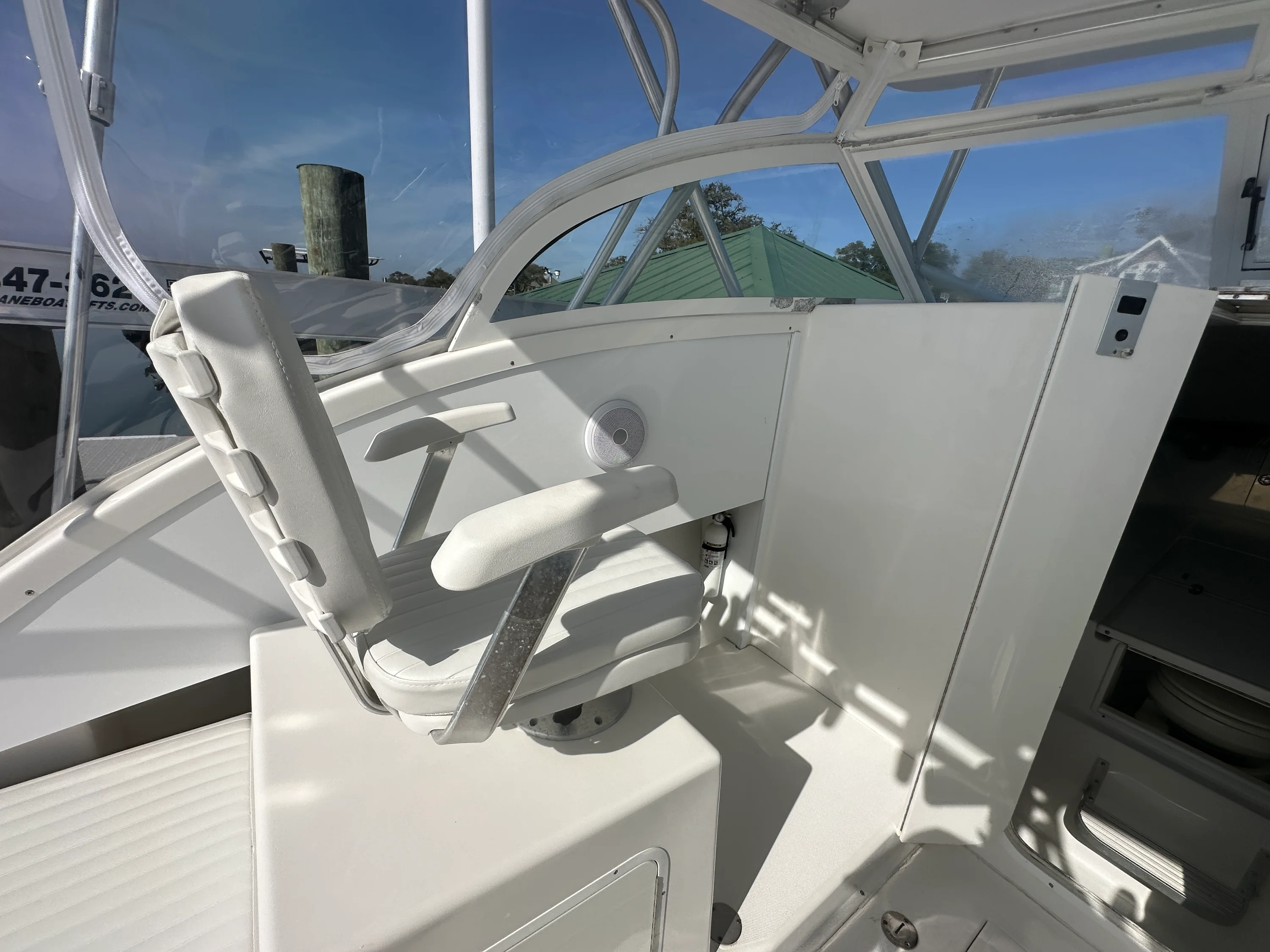 2005 Ocean Master 31 EXPRESS SPORT CABIN Image Thumbnail #16