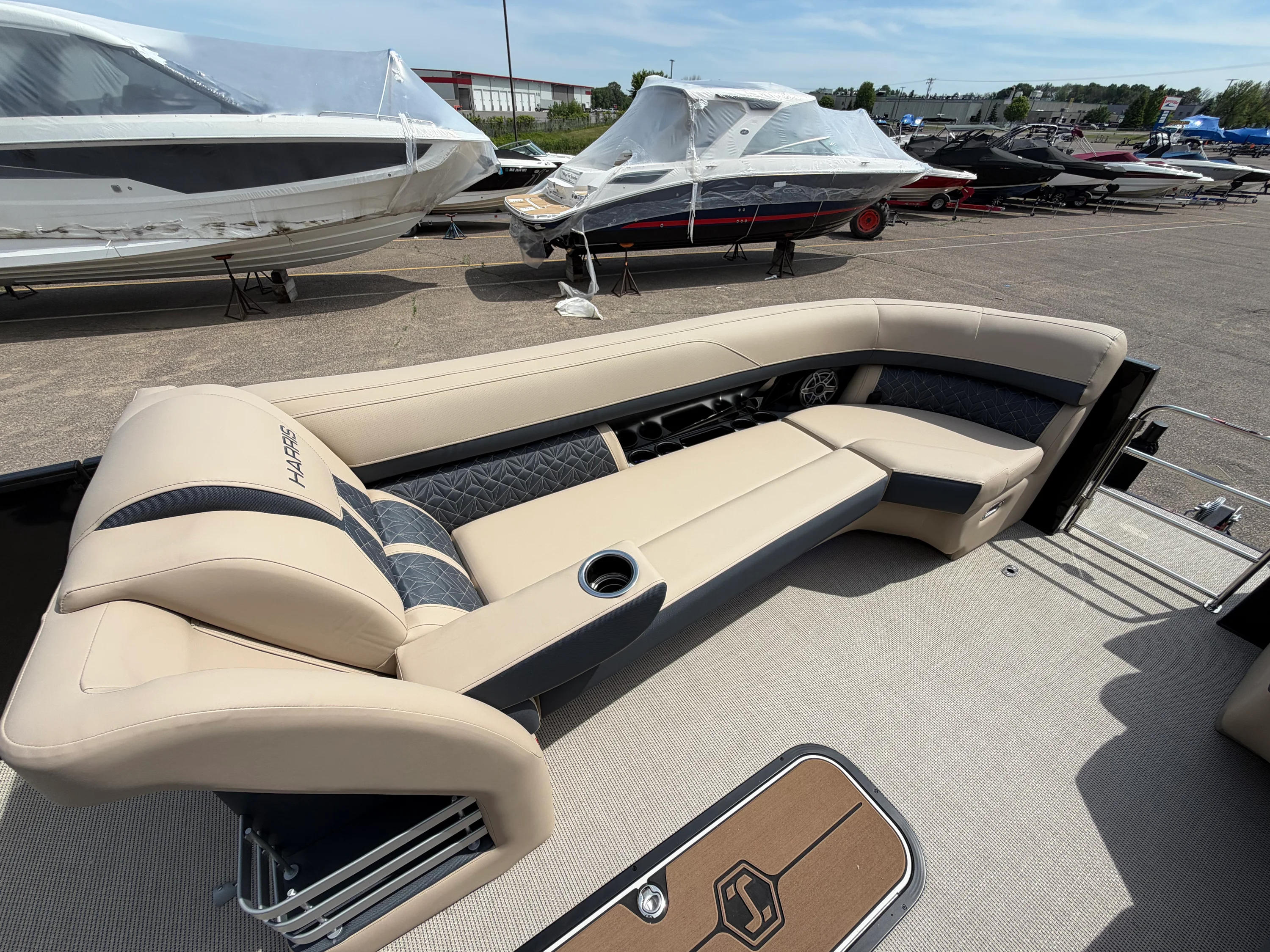 2026 Harris Grand Mariner 250 Image Thumbnail #43