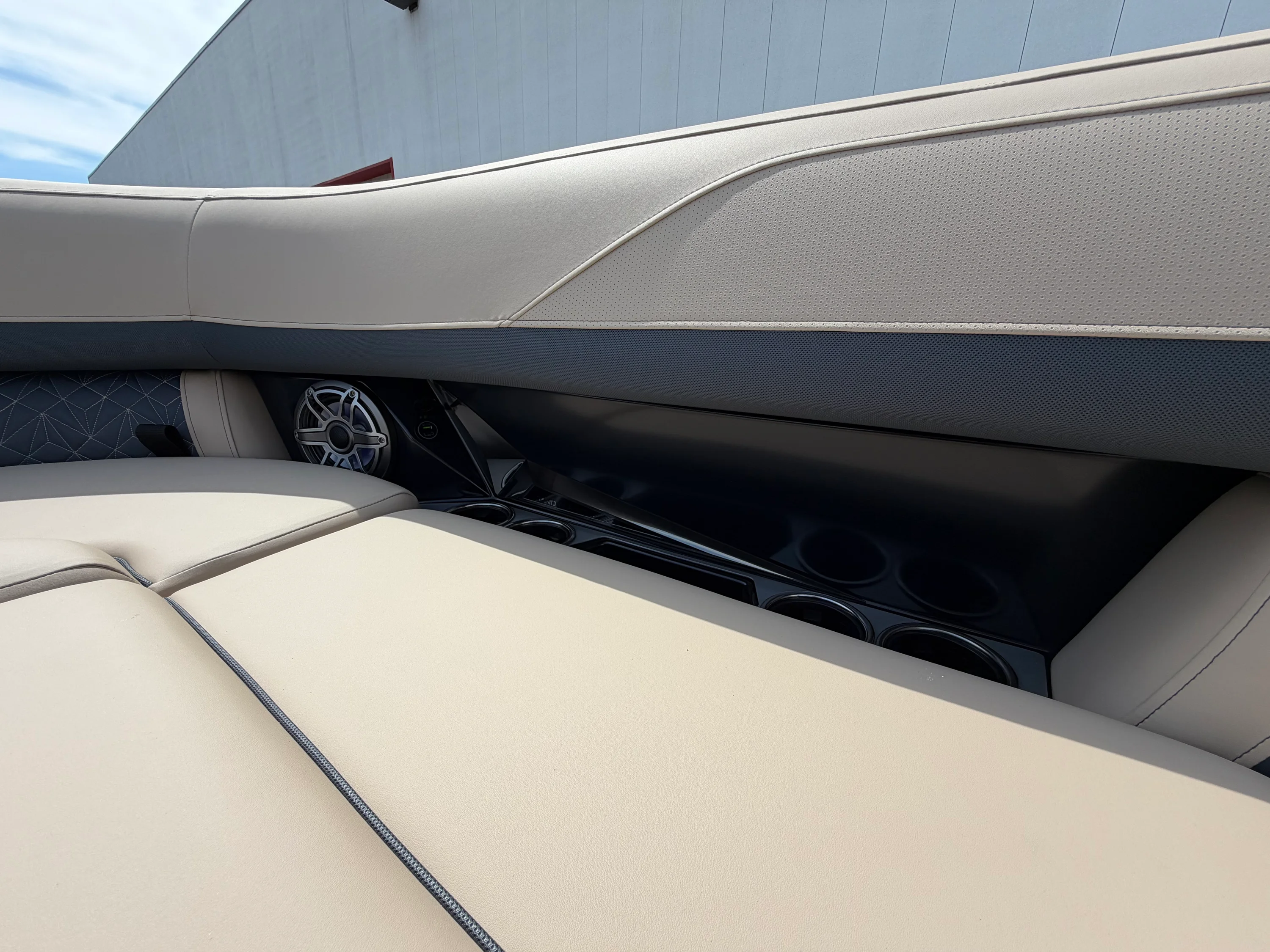 2026 Harris Grand Mariner 250 Image Thumbnail #42