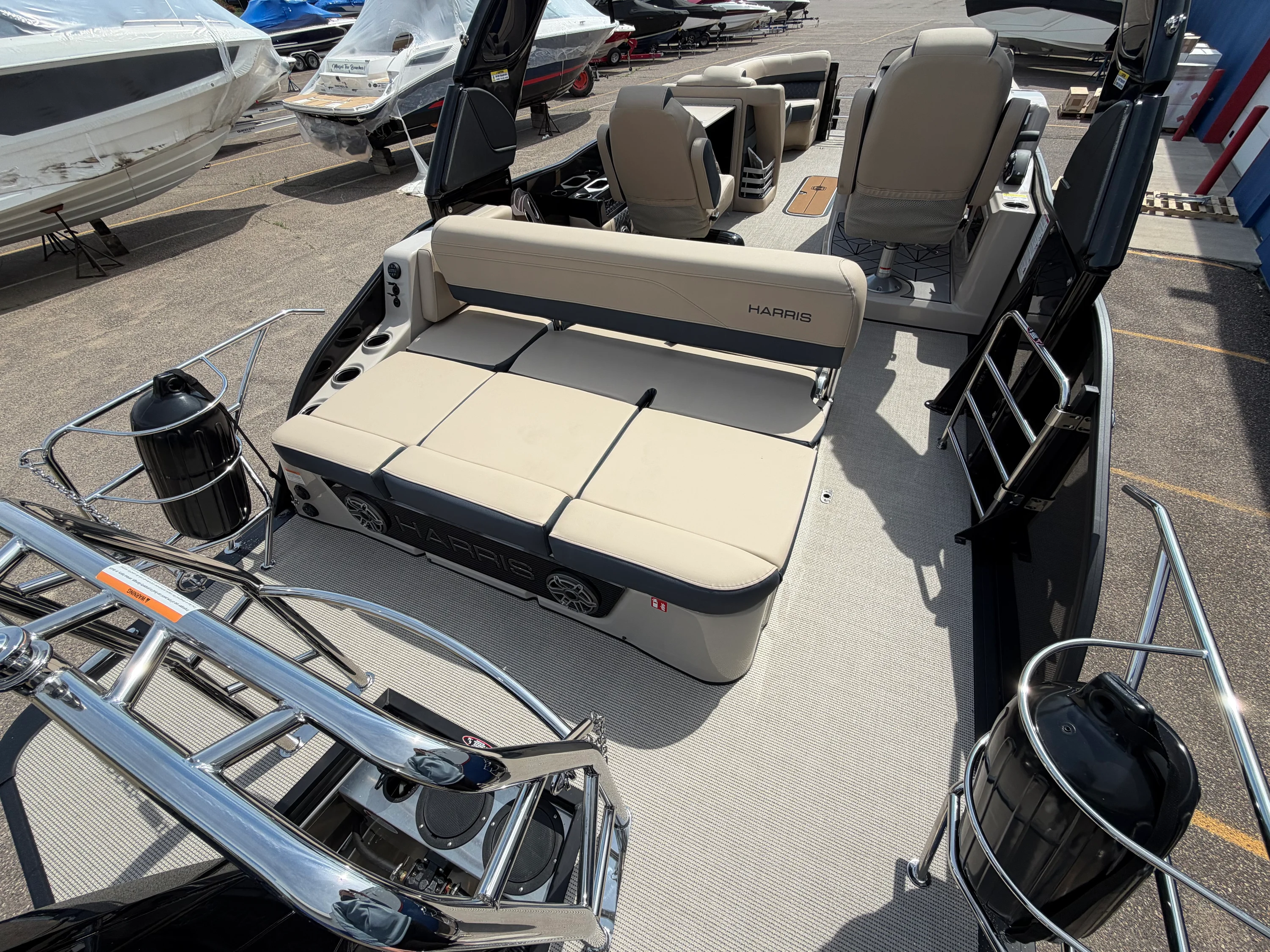 2026 Harris Grand Mariner 250 Image Thumbnail #11