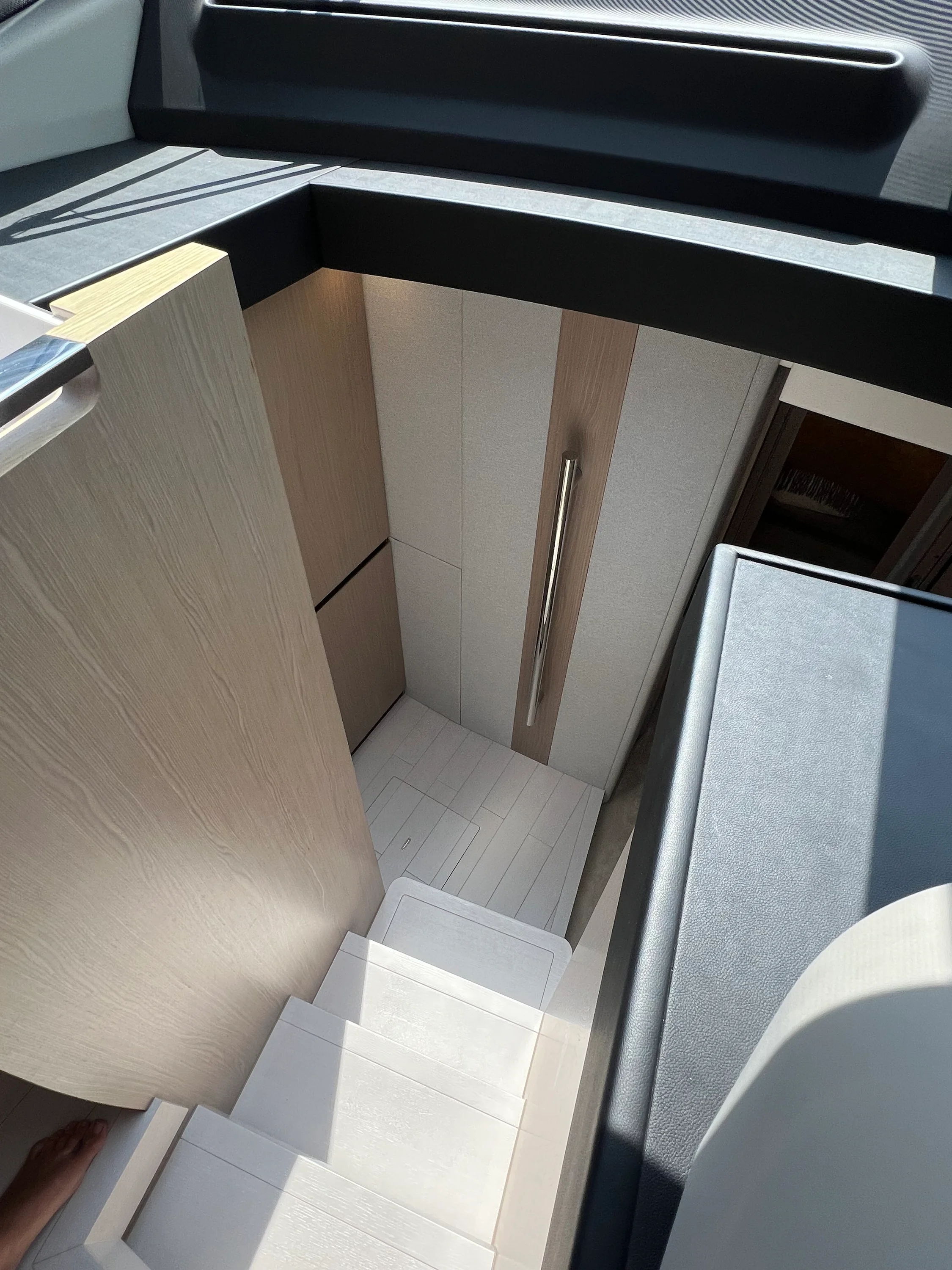 2023 Azimut 50 FLY Image Thumbnail #17