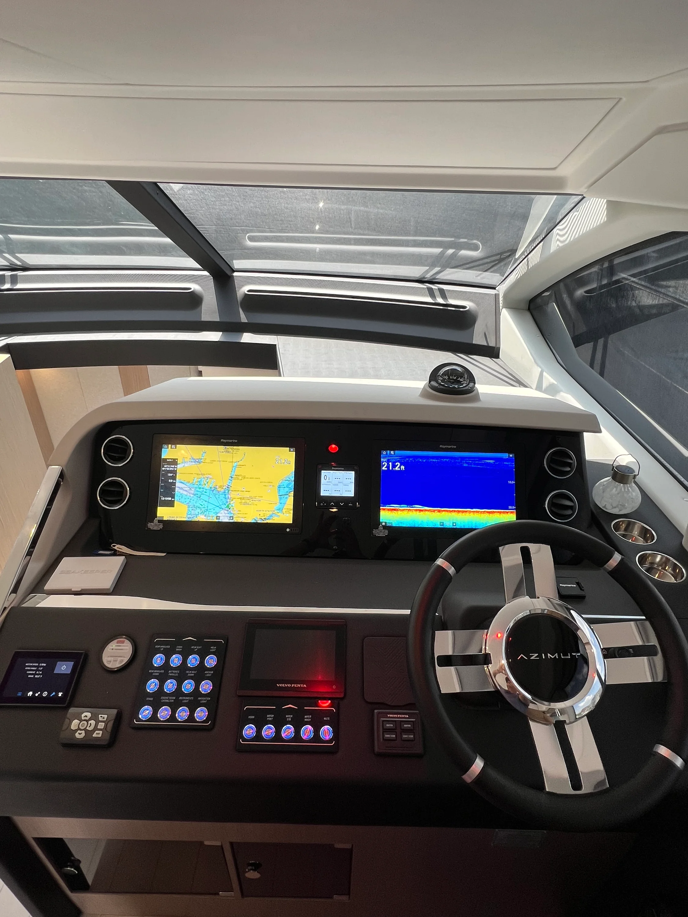2023 Azimut 50 FLY Image Thumbnail #14