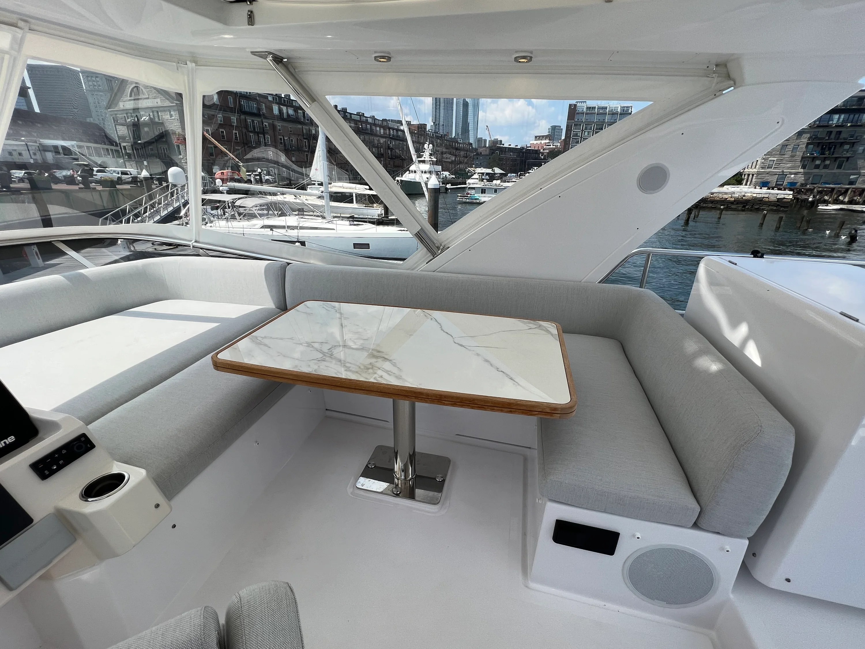 2023 Azimut 50 FLY Image Thumbnail #36