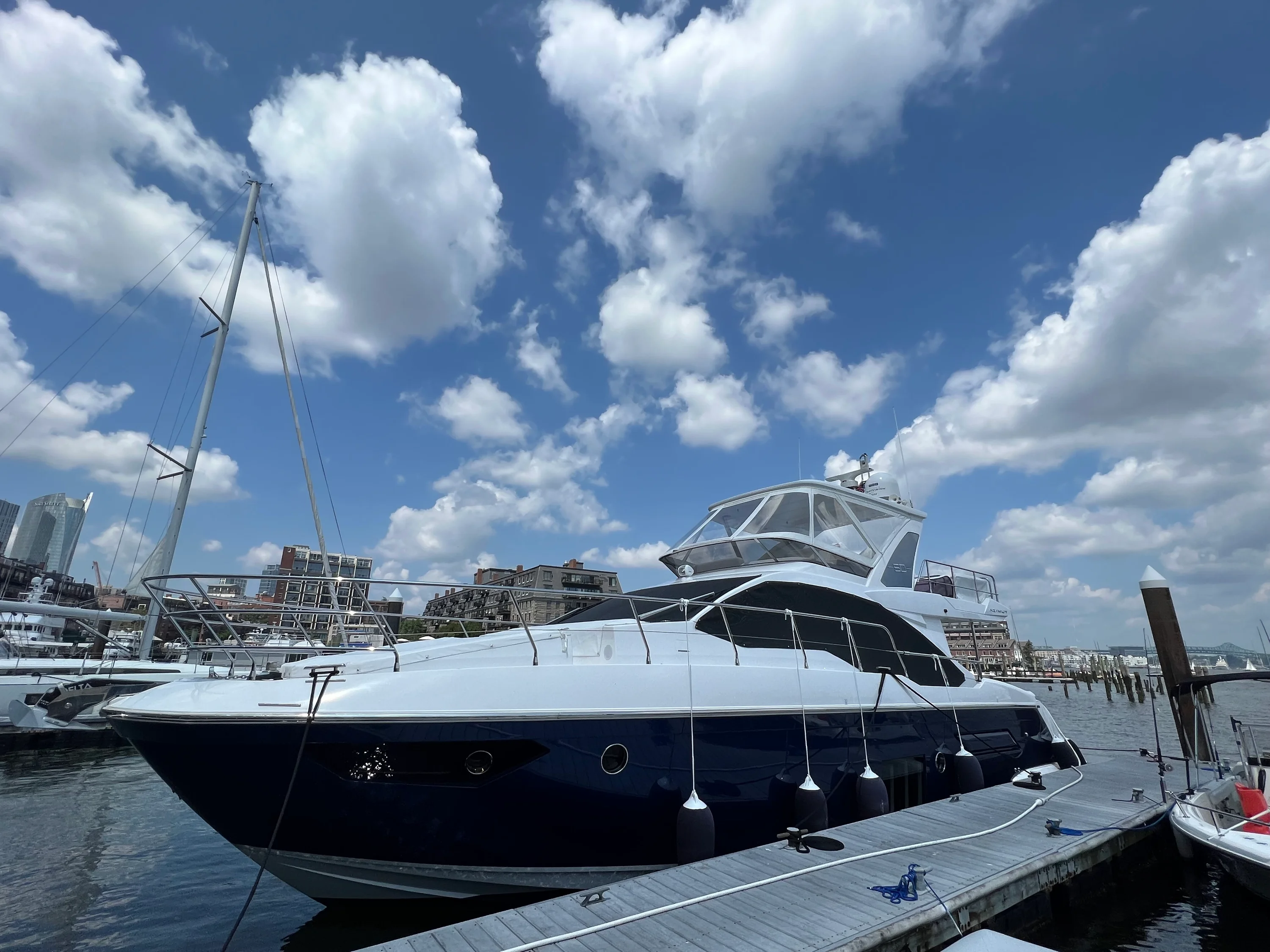 2023 Azimut 50 FLY Image Thumbnail #6