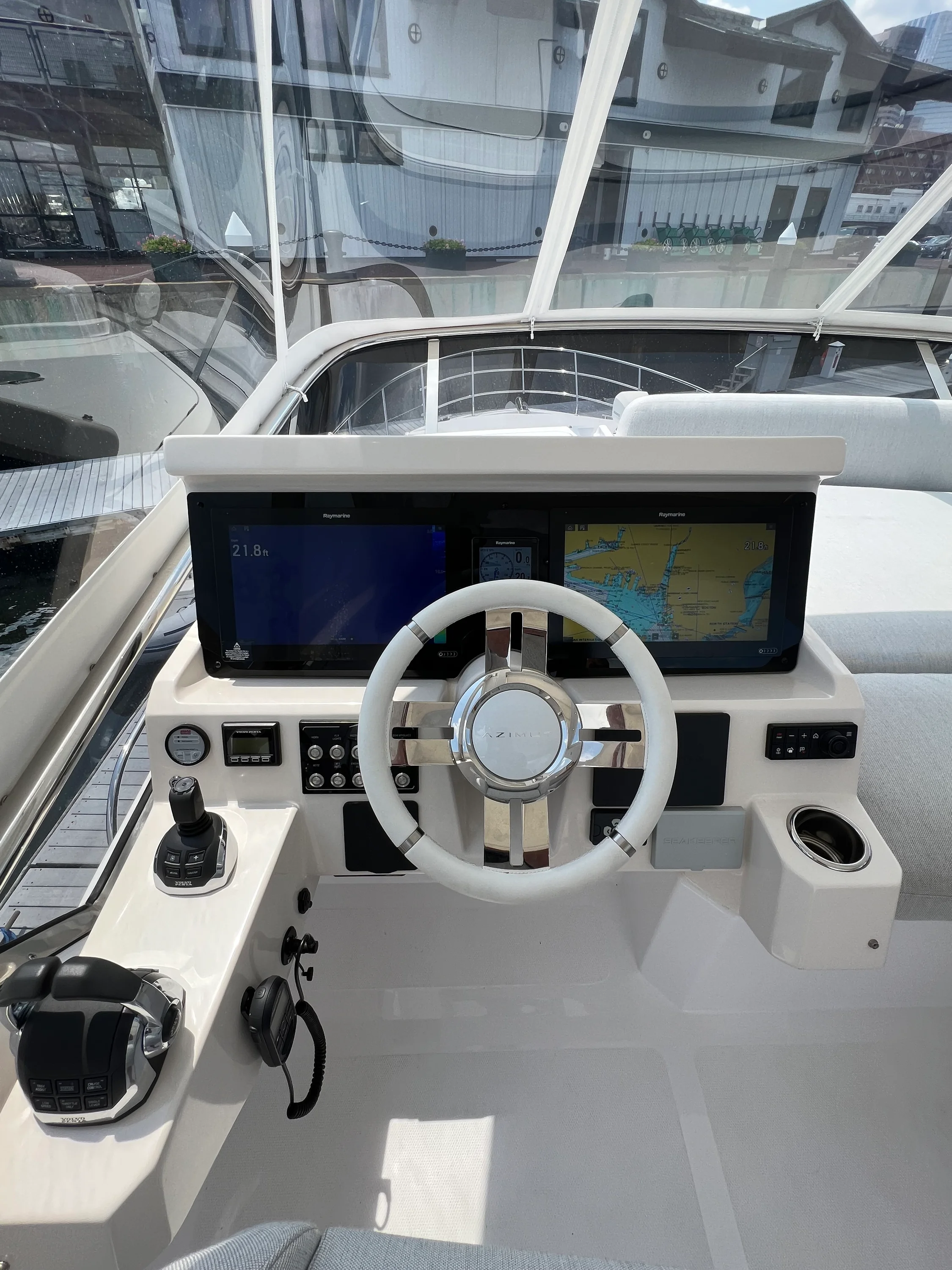 2023 Azimut 50 FLY Image Thumbnail #37
