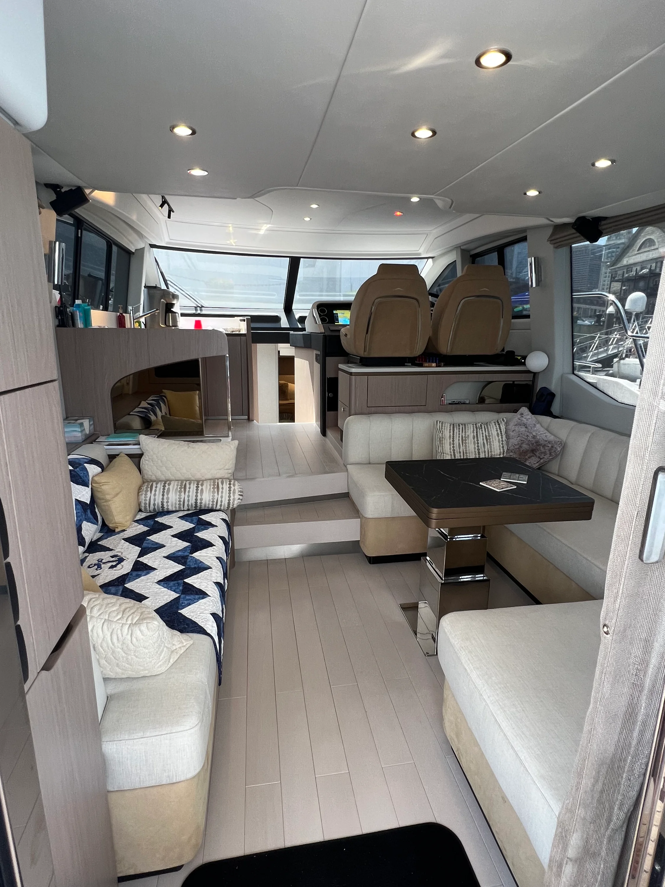 2023 Azimut 50 FLY Image Thumbnail #7