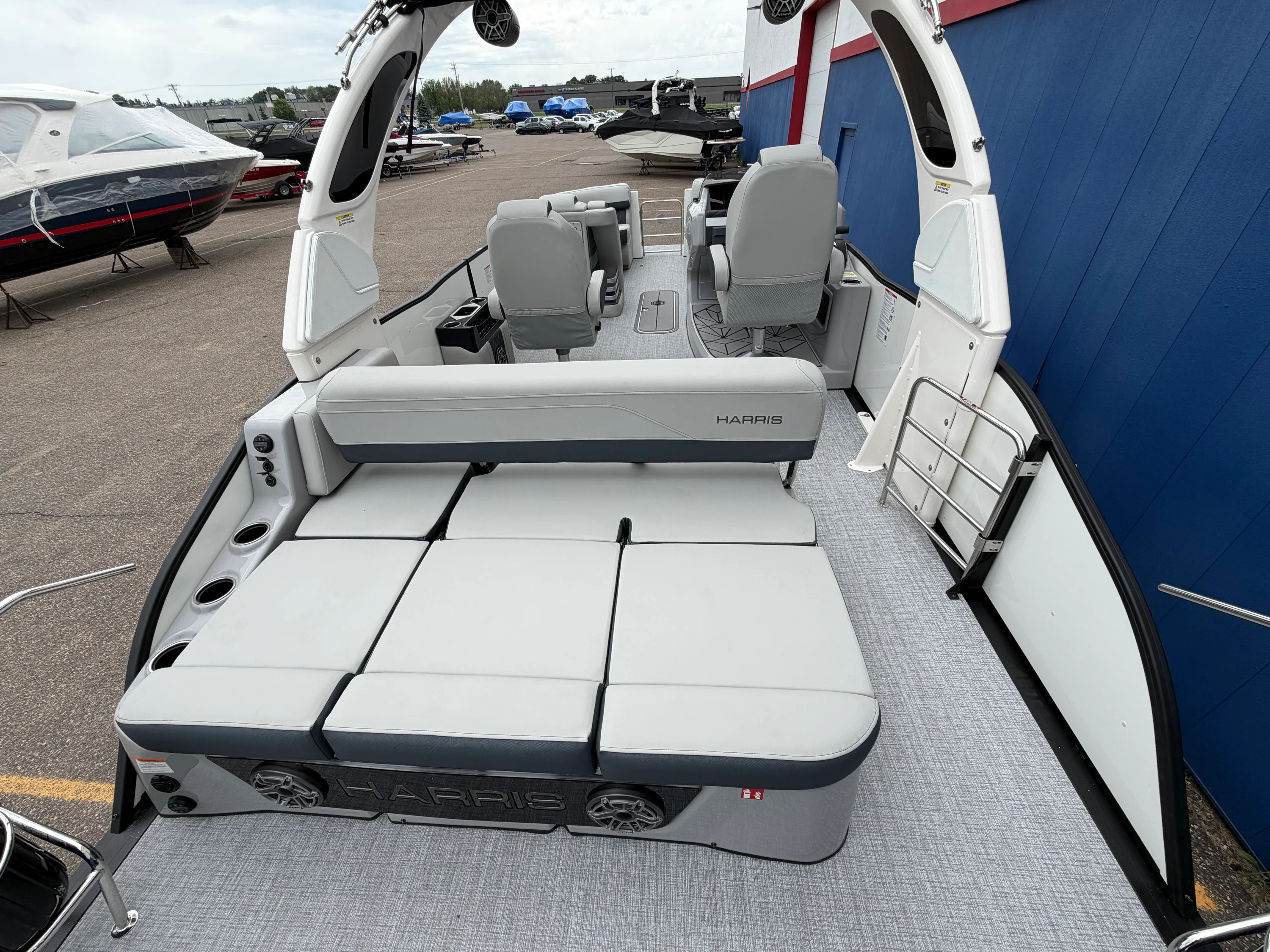 2026 Harris 230 Grand Mariner Image Thumbnail #11