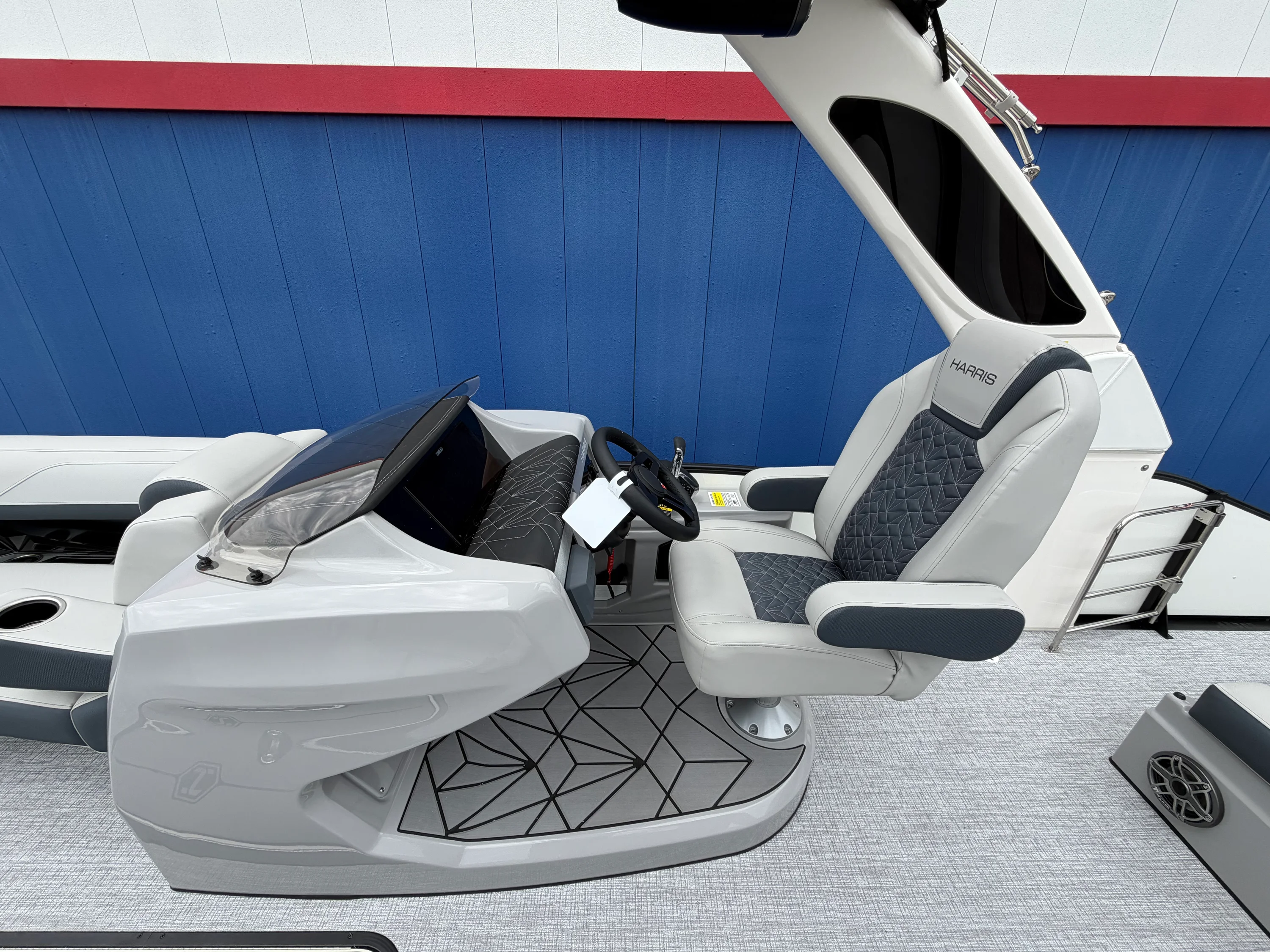 2026 Harris 230 Grand Mariner Image Thumbnail #18