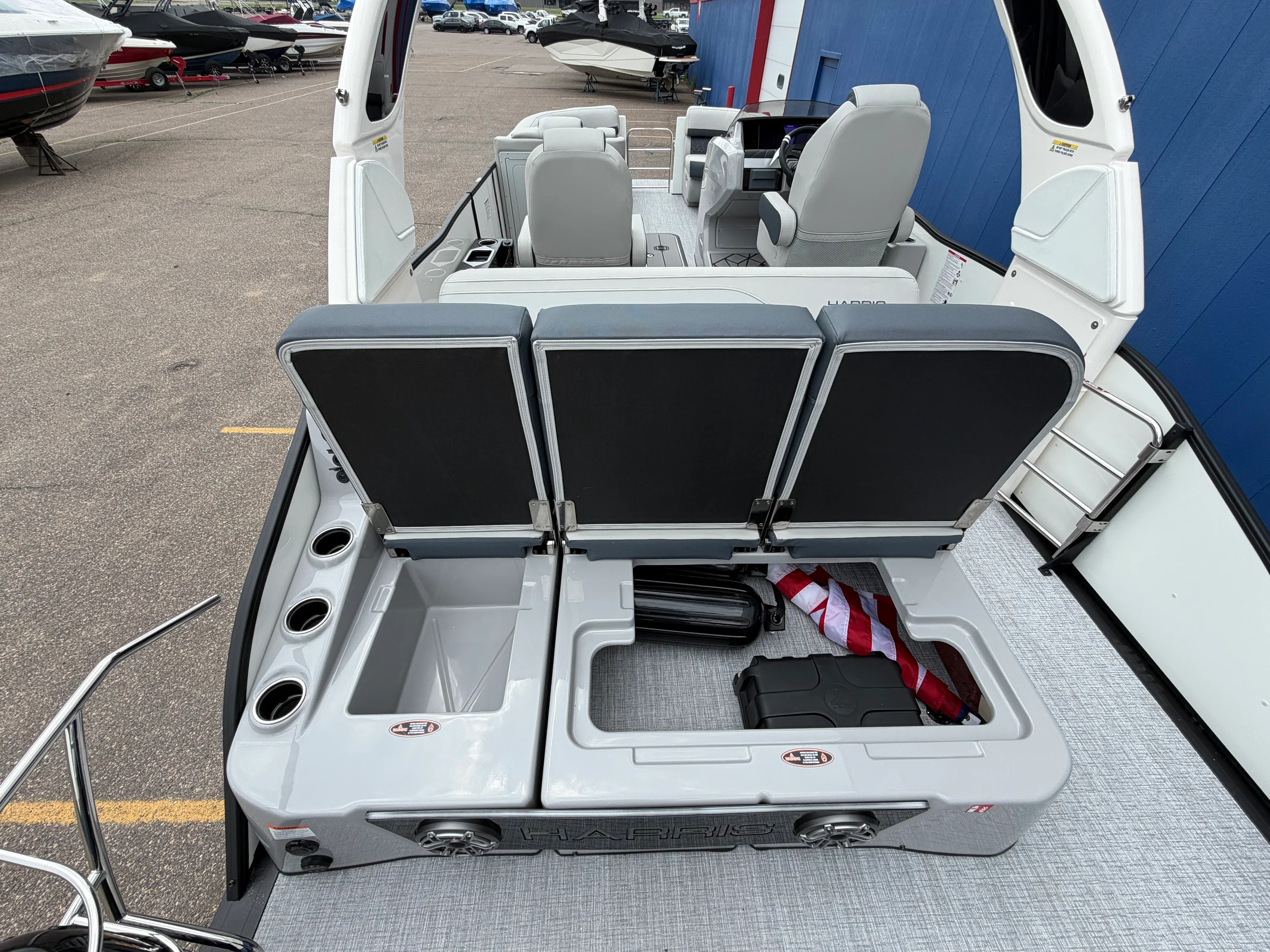 2026 Harris 230 Grand Mariner Image Thumbnail #12
