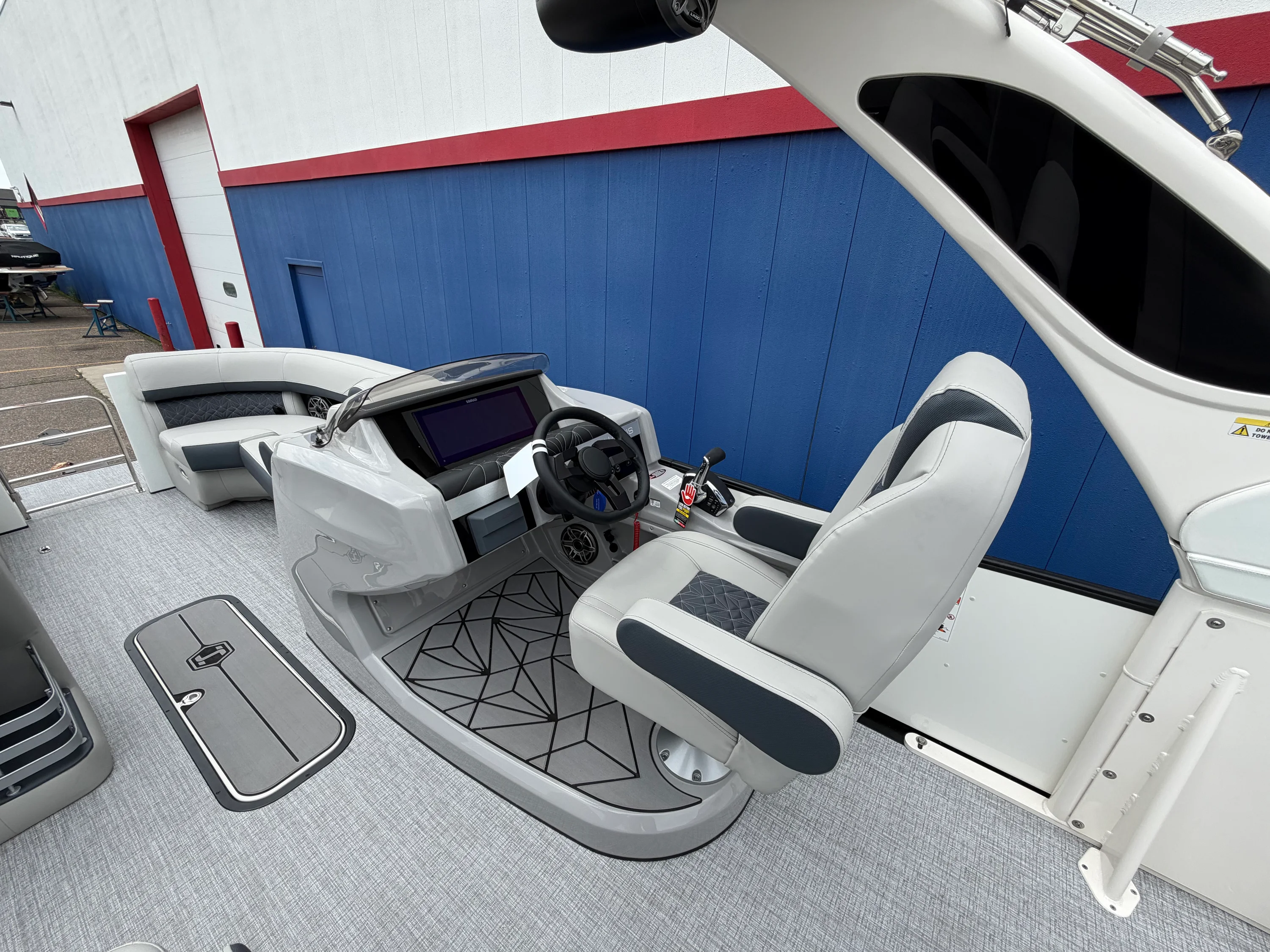 2026 Harris 230 Grand Mariner Image Thumbnail #19