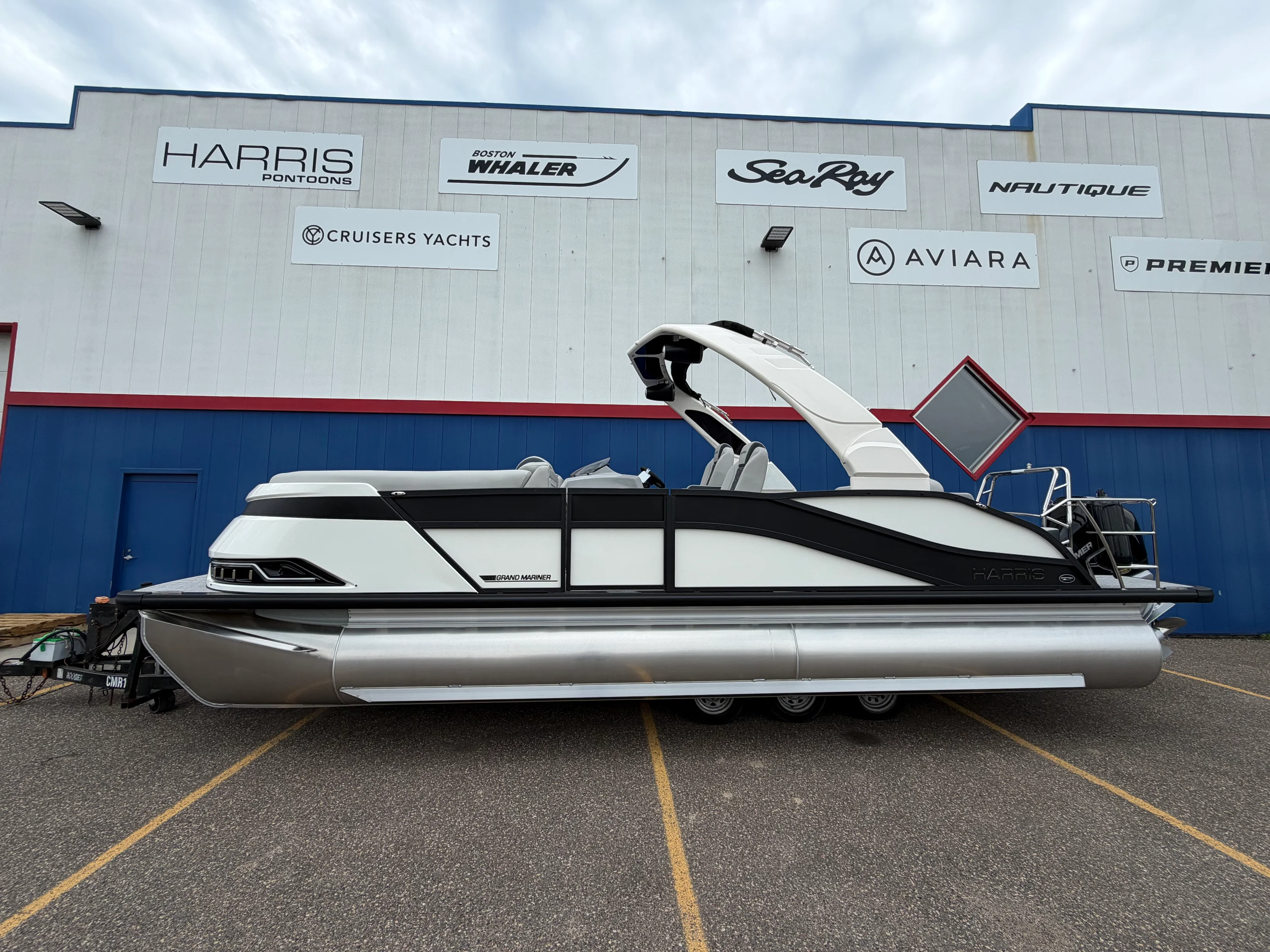 2026 Harris 230 Grand Mariner Image Thumbnail #0