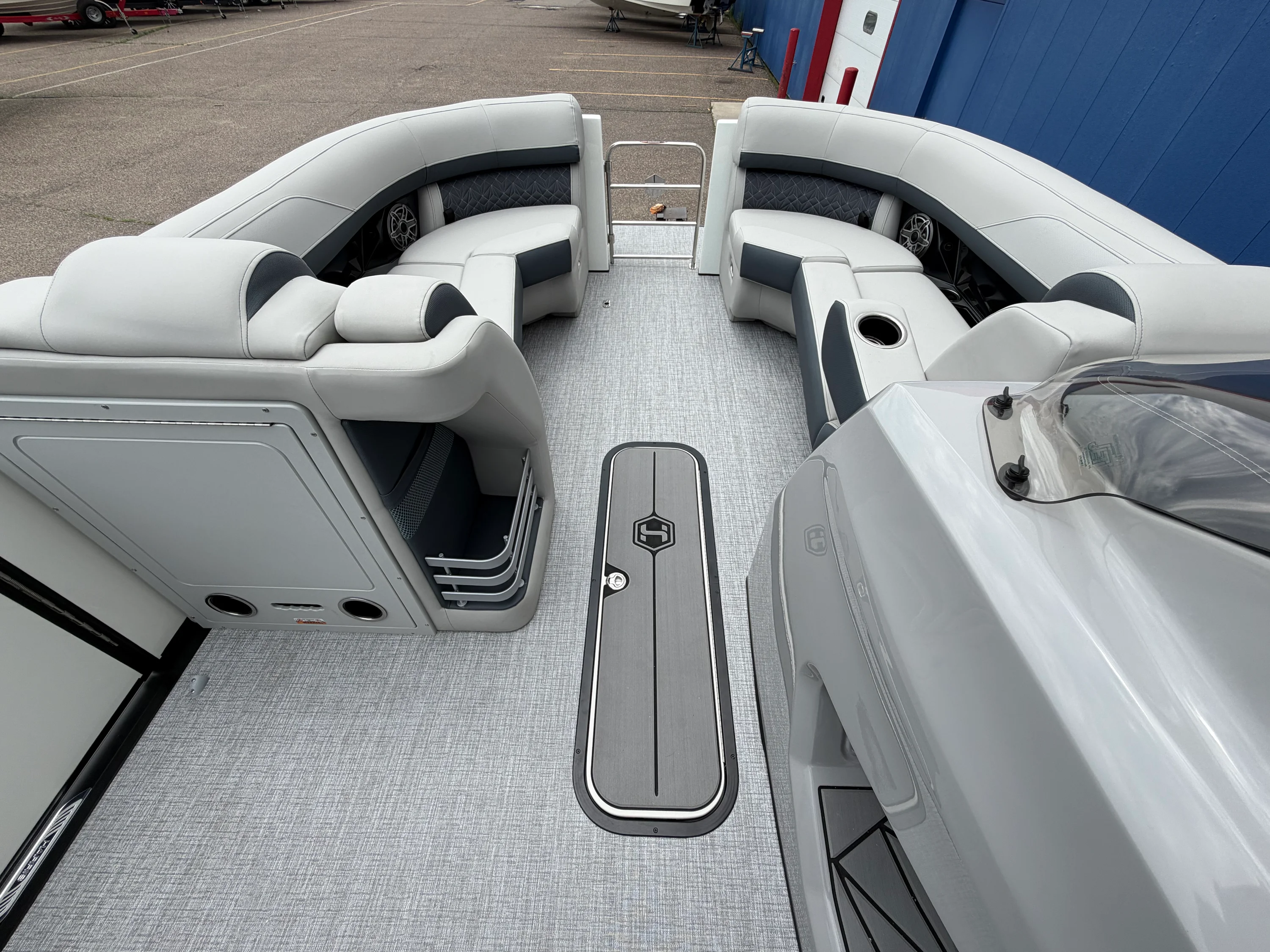 2026 Harris 230 Grand Mariner Image Thumbnail #28