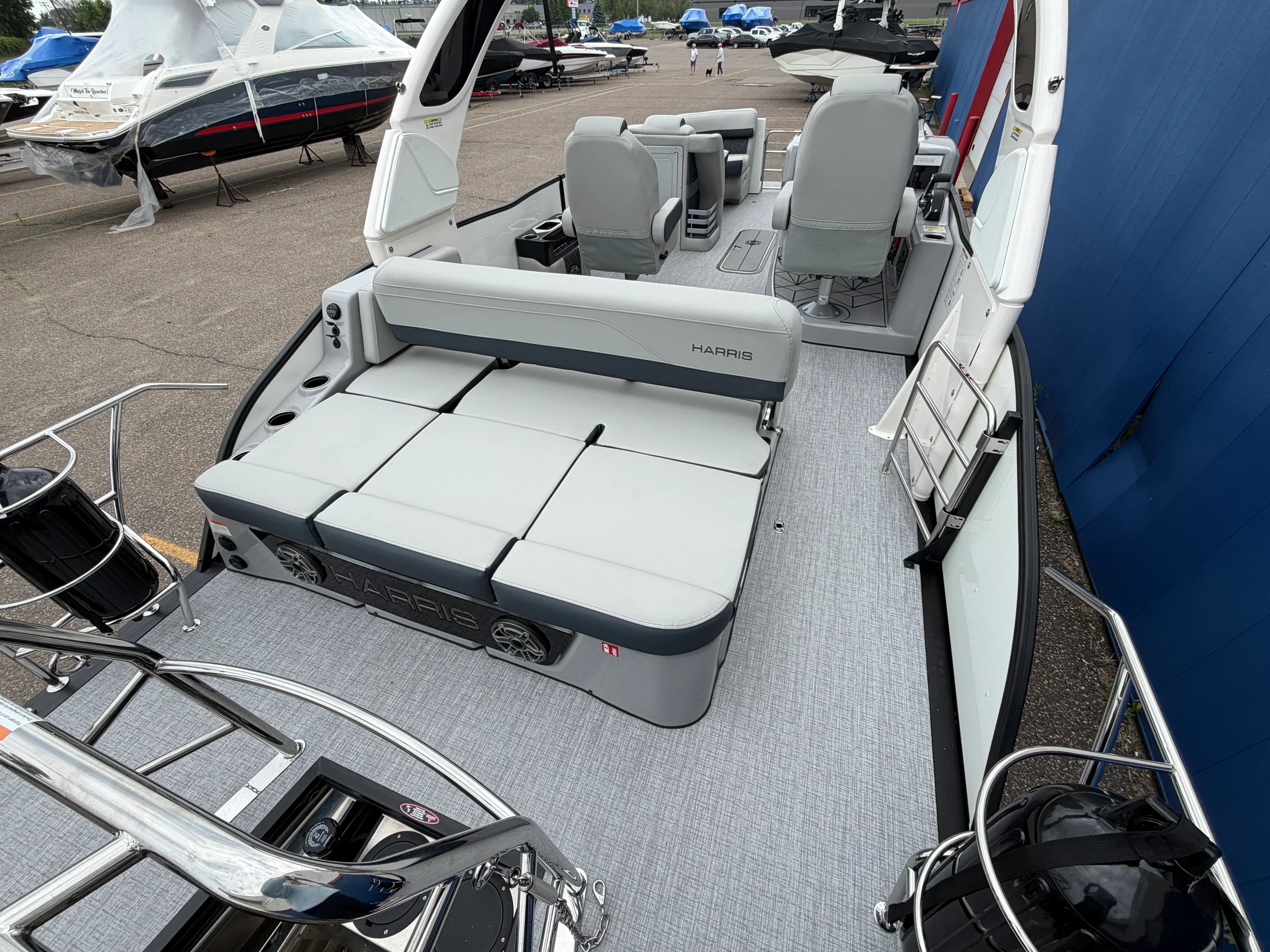 2026 Harris 230 Grand Mariner Image Thumbnail #8
