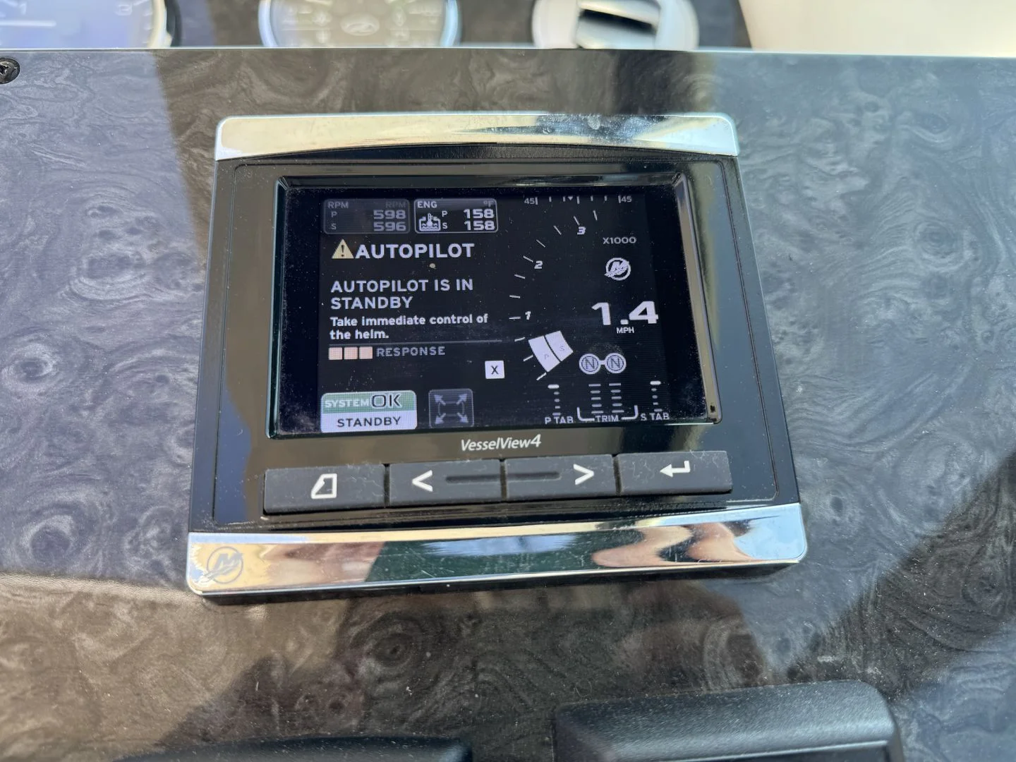 2014 Sea Ray 410 SUNDANCER Image Thumbnail #95