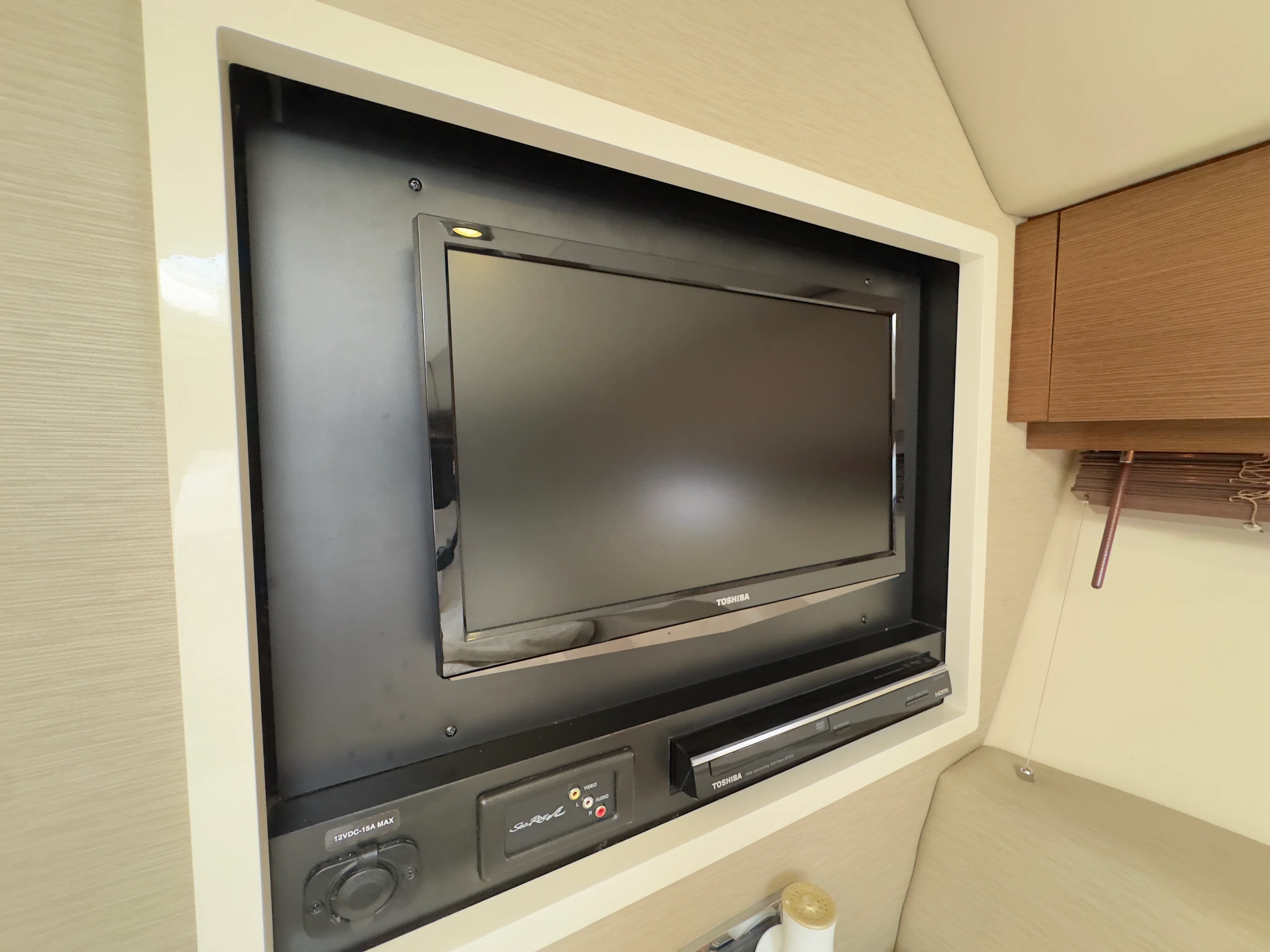 2014 Sea Ray 410 SUNDANCER Image Thumbnail #41