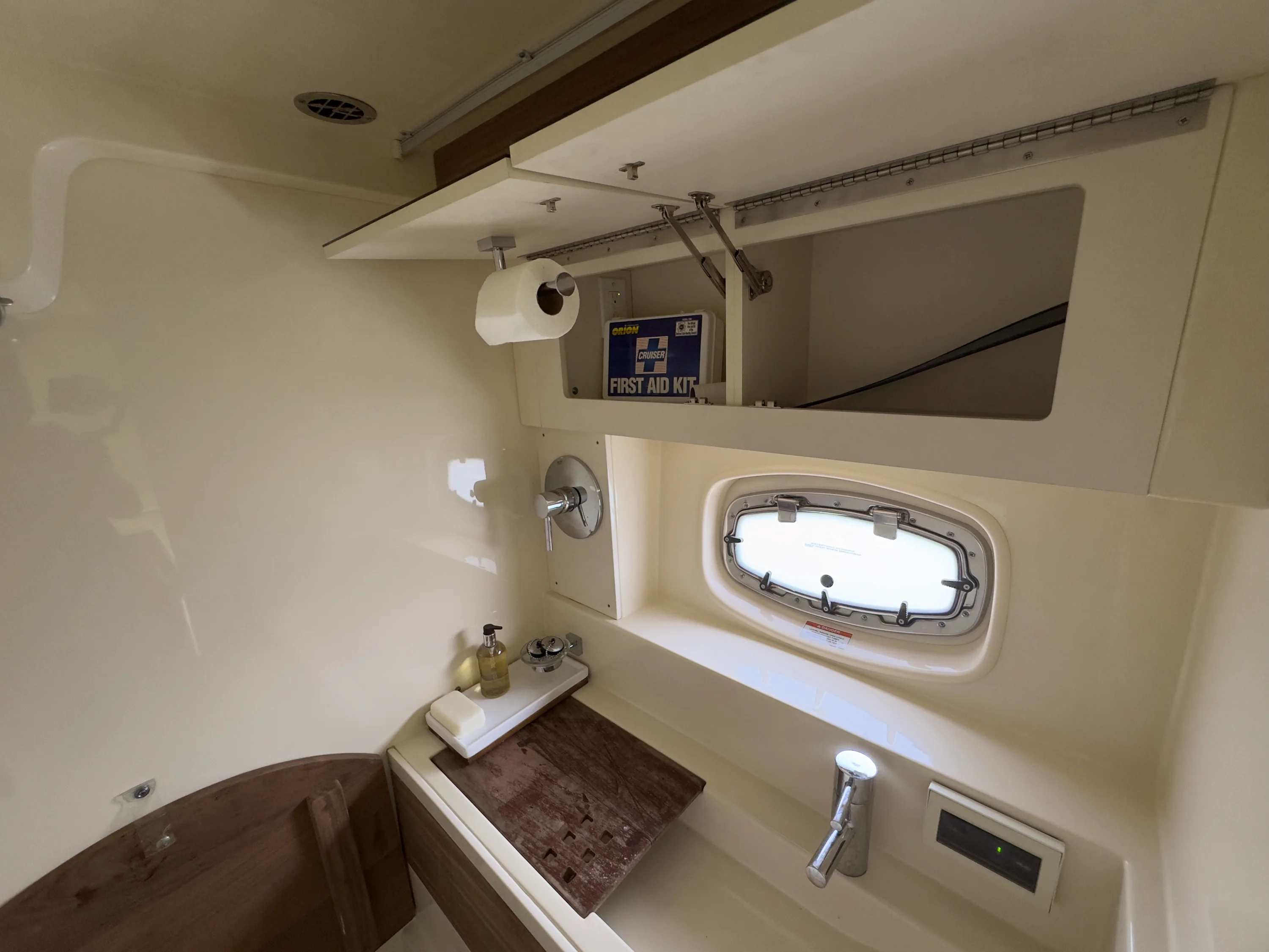 2014 Sea Ray 410 SUNDANCER Image Thumbnail #30