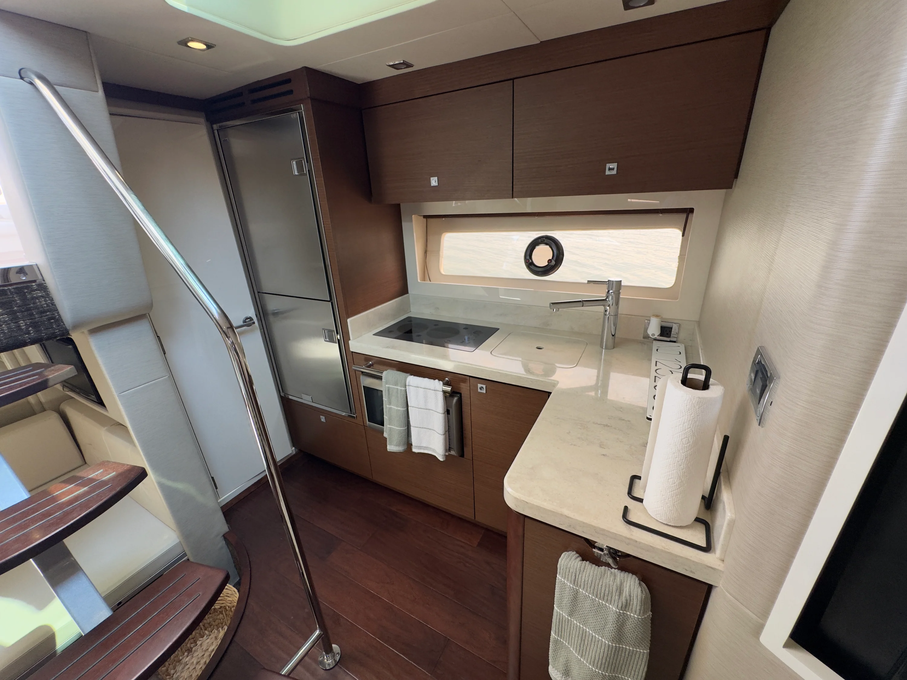 2014 Sea Ray 410 SUNDANCER Image Thumbnail #40