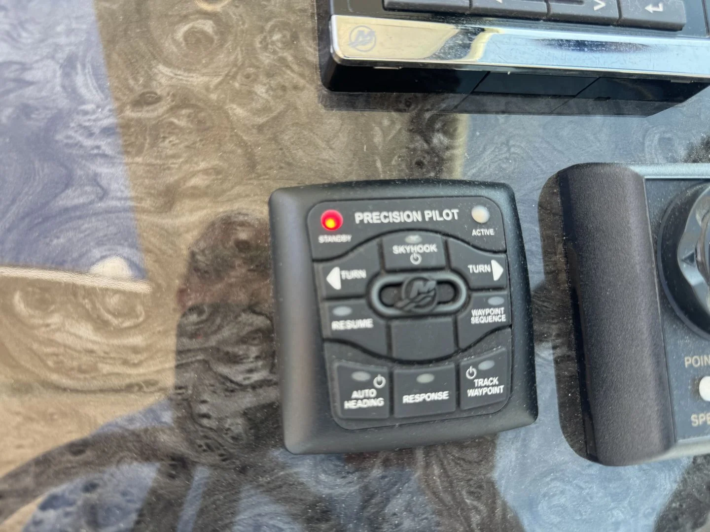 2014 Sea Ray 410 SUNDANCER Image Thumbnail #96