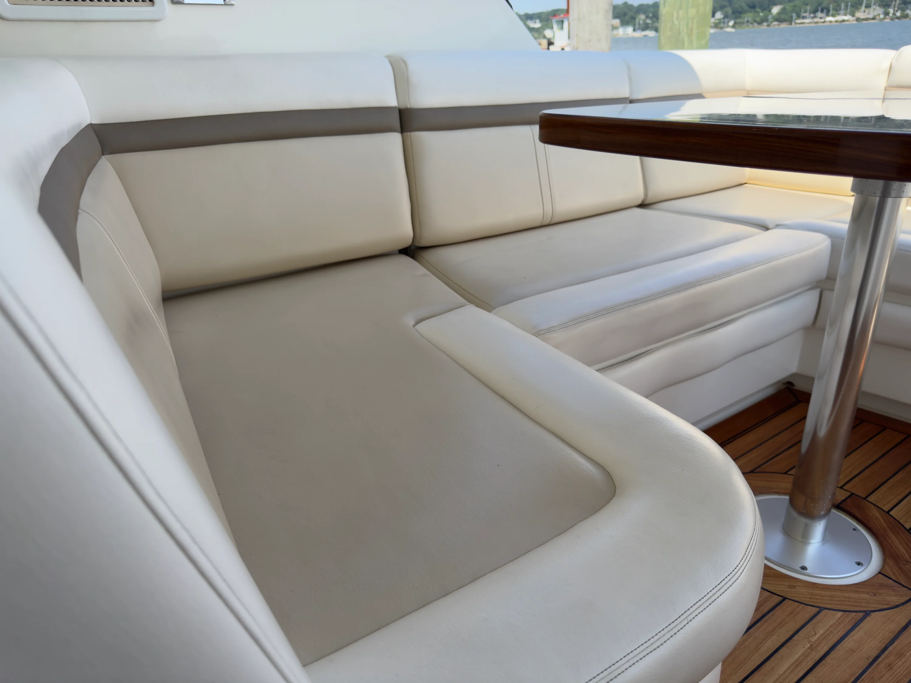 2014 Sea Ray 410 SUNDANCER Image Thumbnail #63