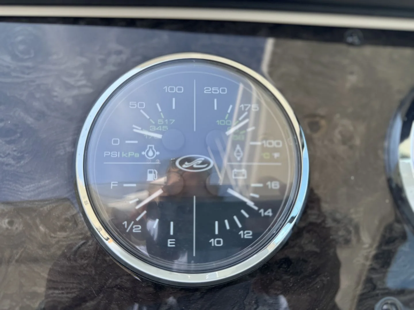 2014 Sea Ray 410 SUNDANCER Image Thumbnail #88