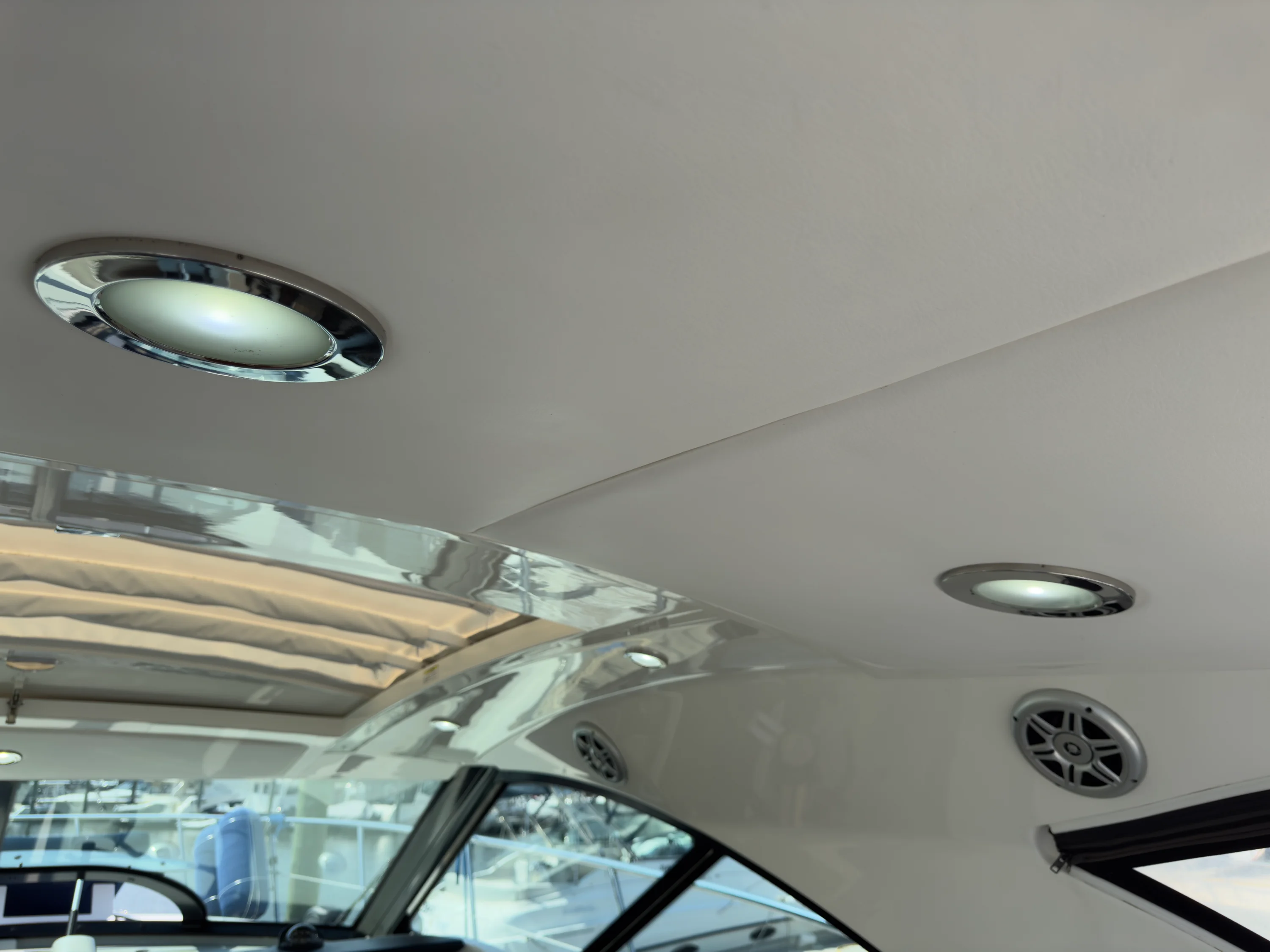 2014 Sea Ray 410 SUNDANCER Image Thumbnail #68