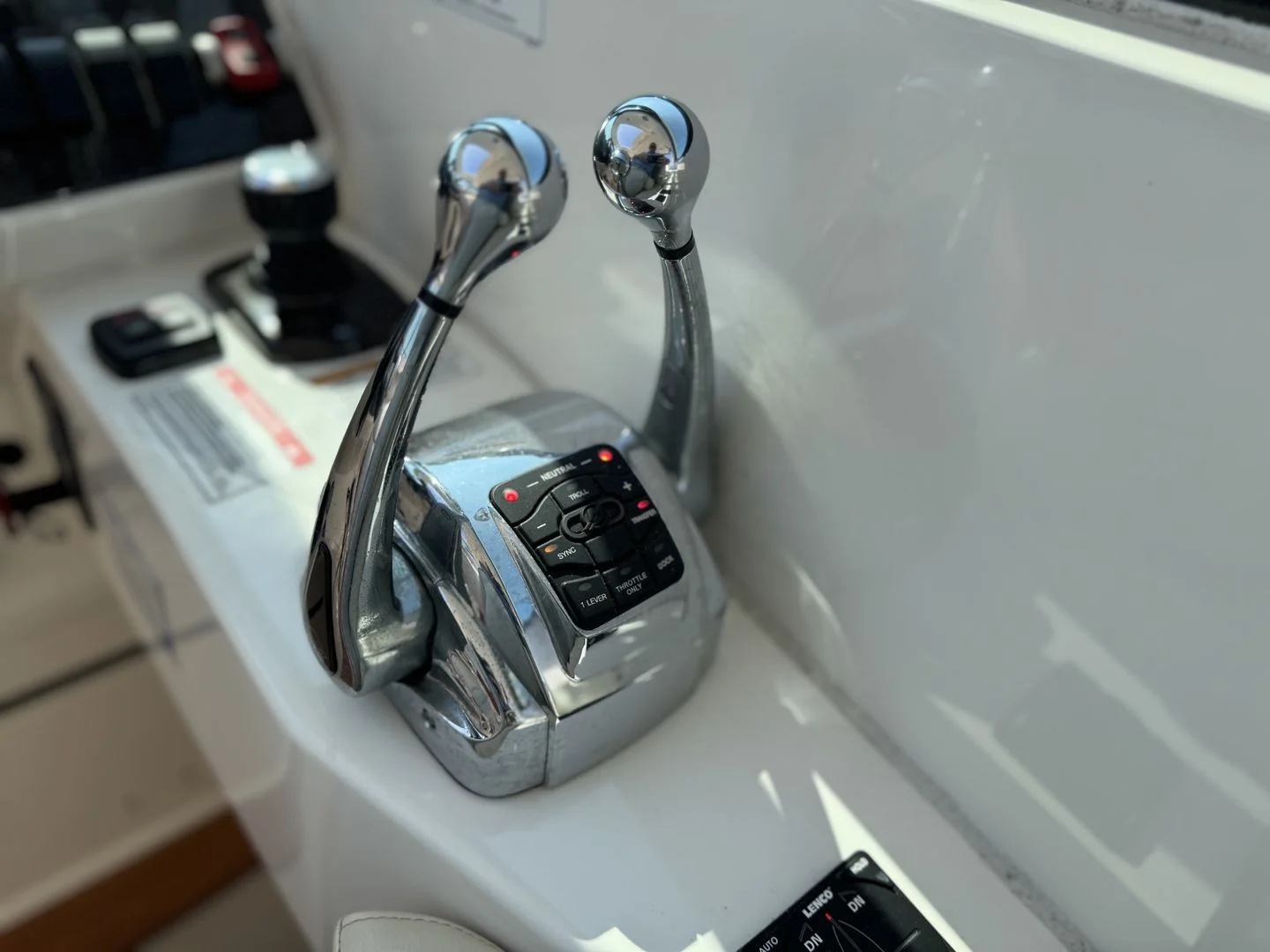 2014 Sea Ray 410 SUNDANCER Image Thumbnail #93