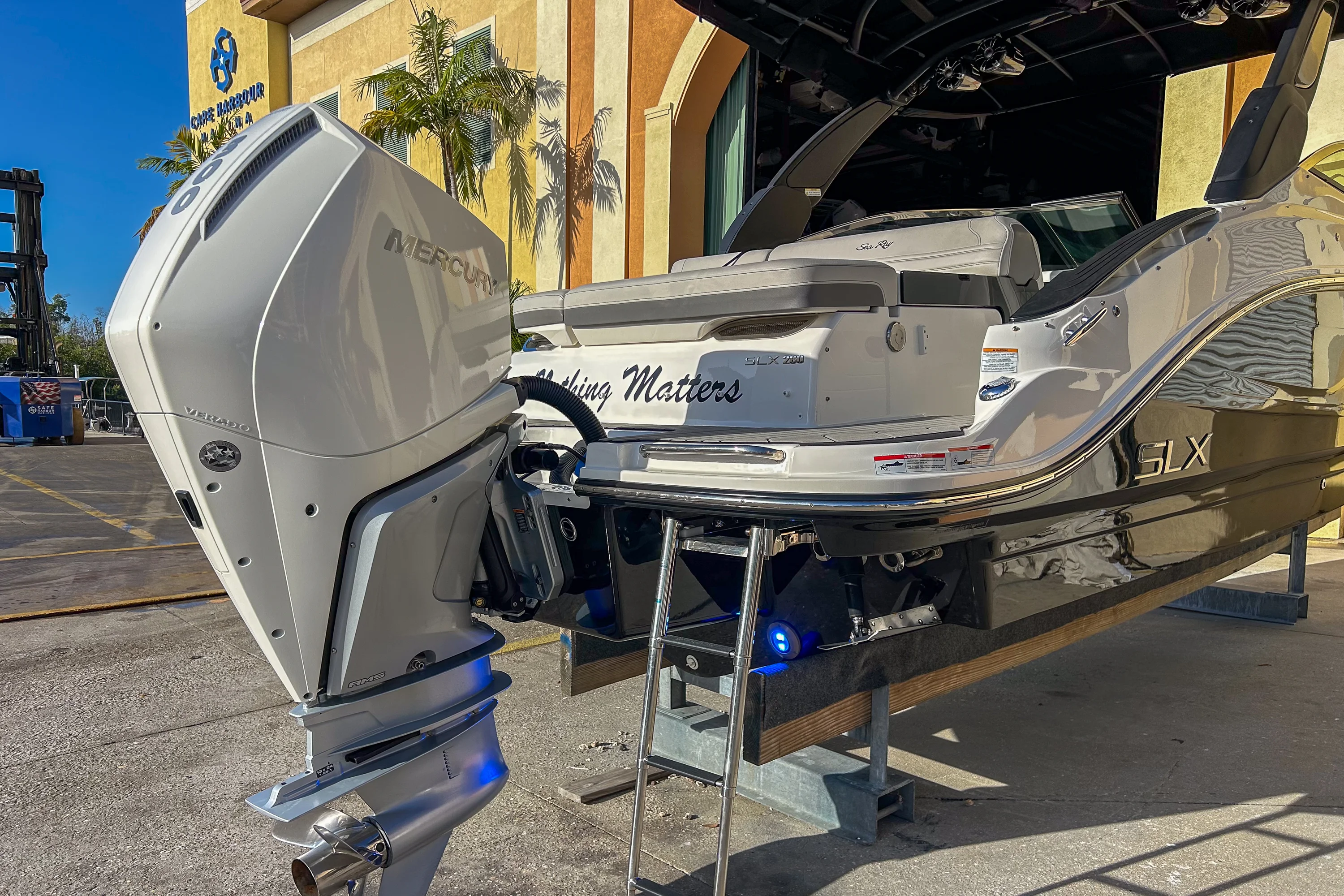 2023 Sea Ray 260 SLX OB Image Thumbnail #12