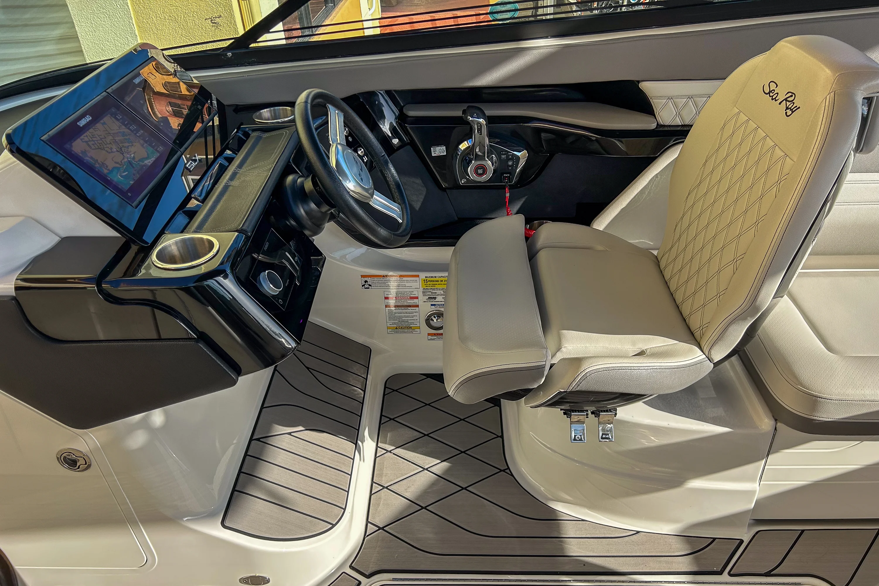 2023 Sea Ray 260 SLX OB Image Thumbnail #20