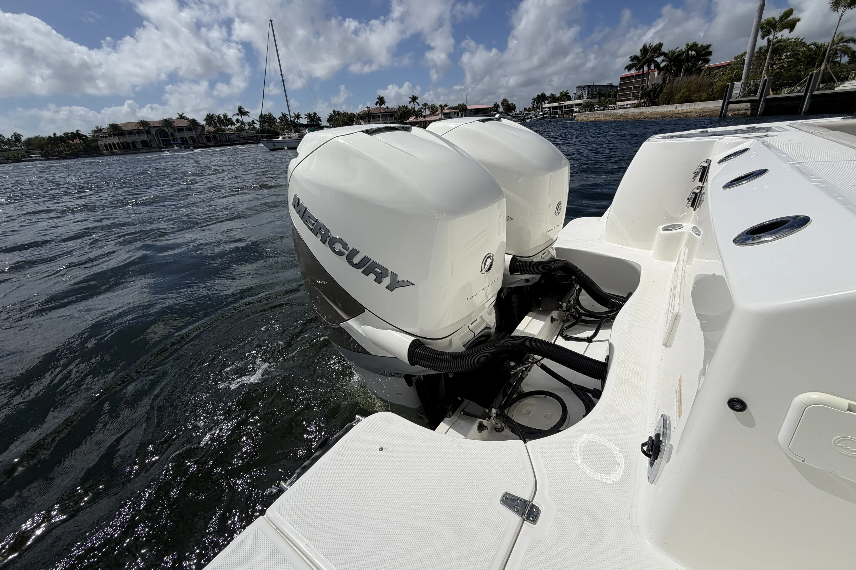 2019 Boston Whaler 315 CONQUEST Image Thumbnail #14