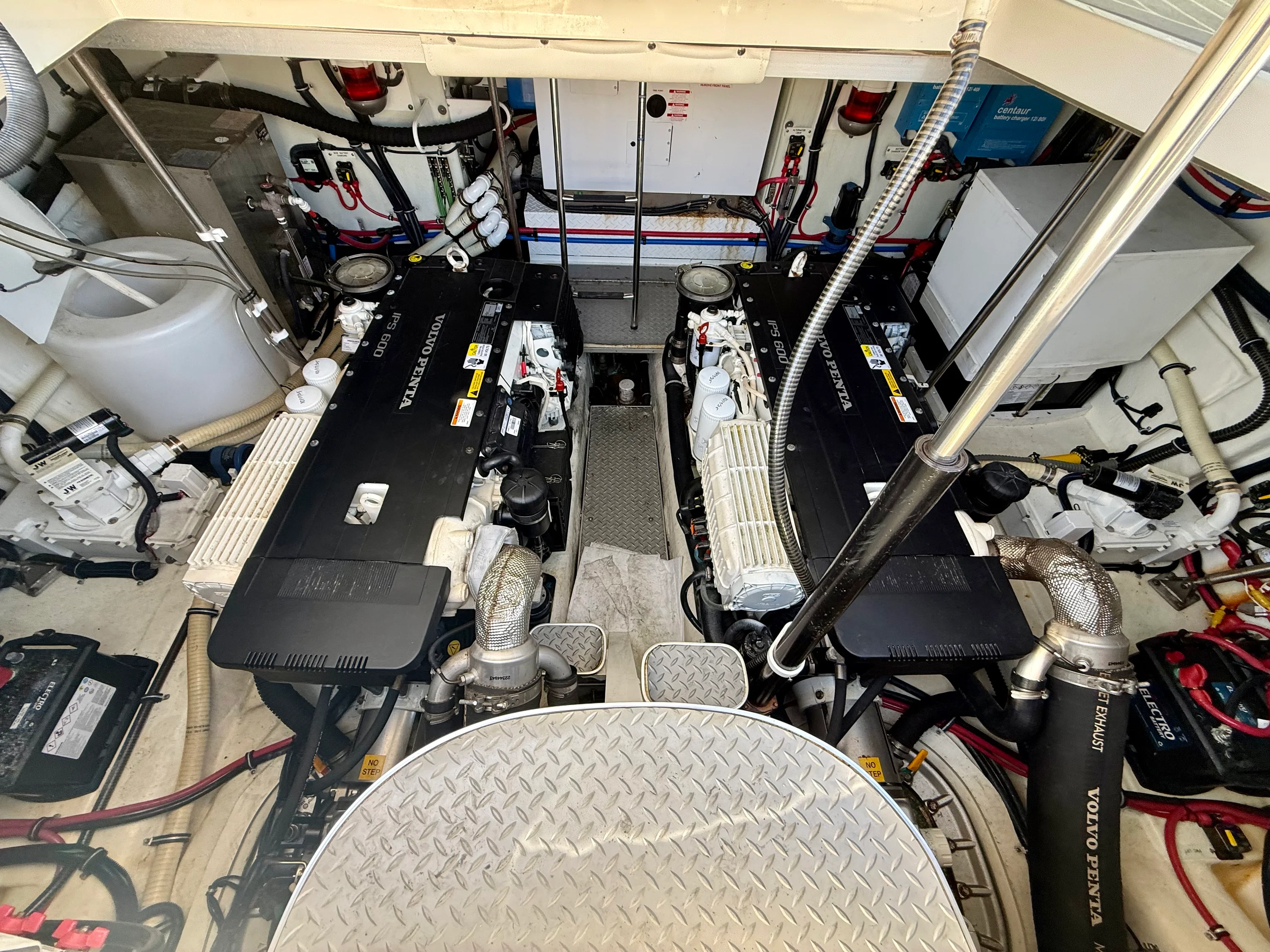 2018 Formula 45 YACHT Image Thumbnail #8