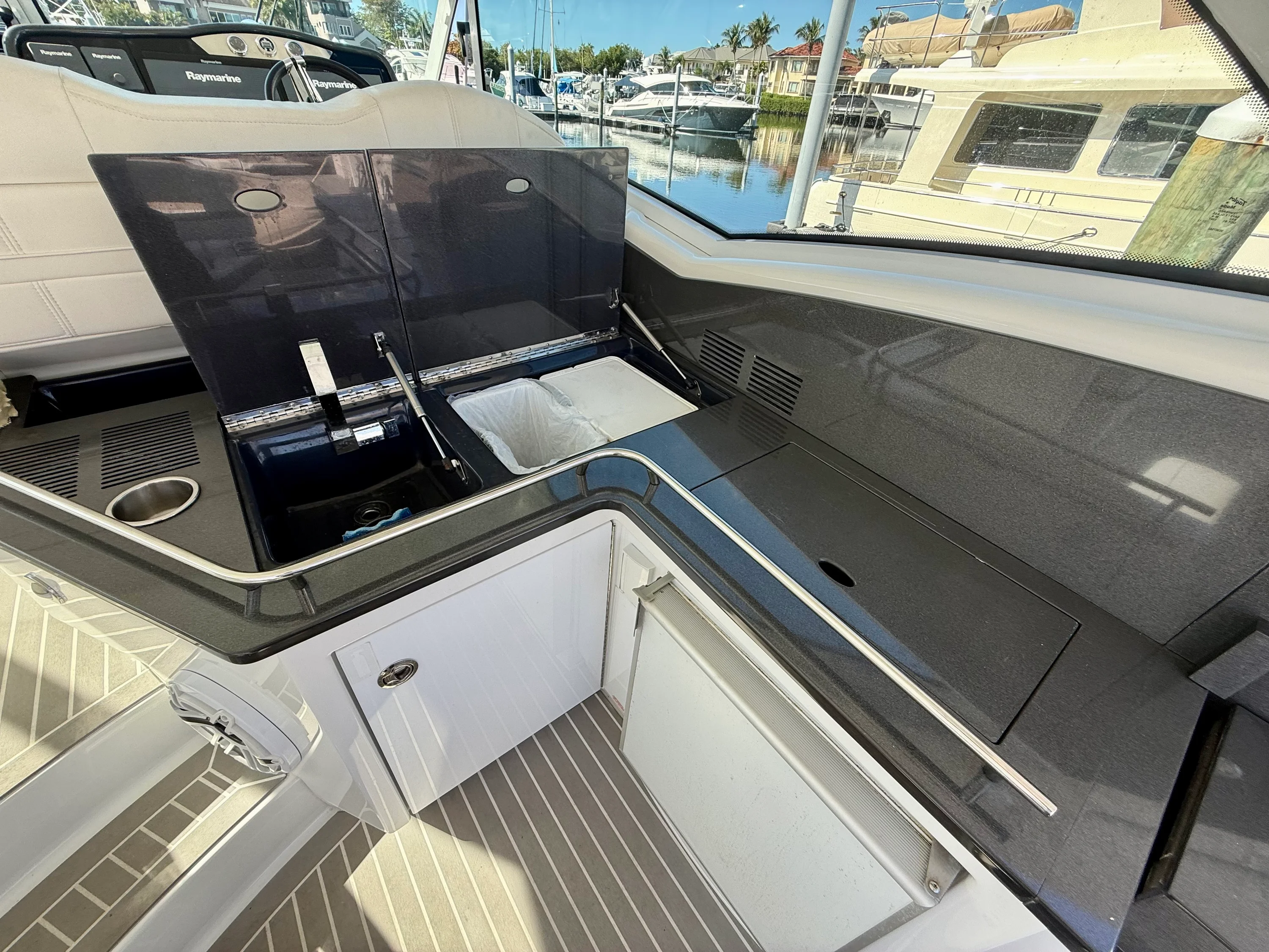 2018 Formula 45 YACHT Image Thumbnail #26