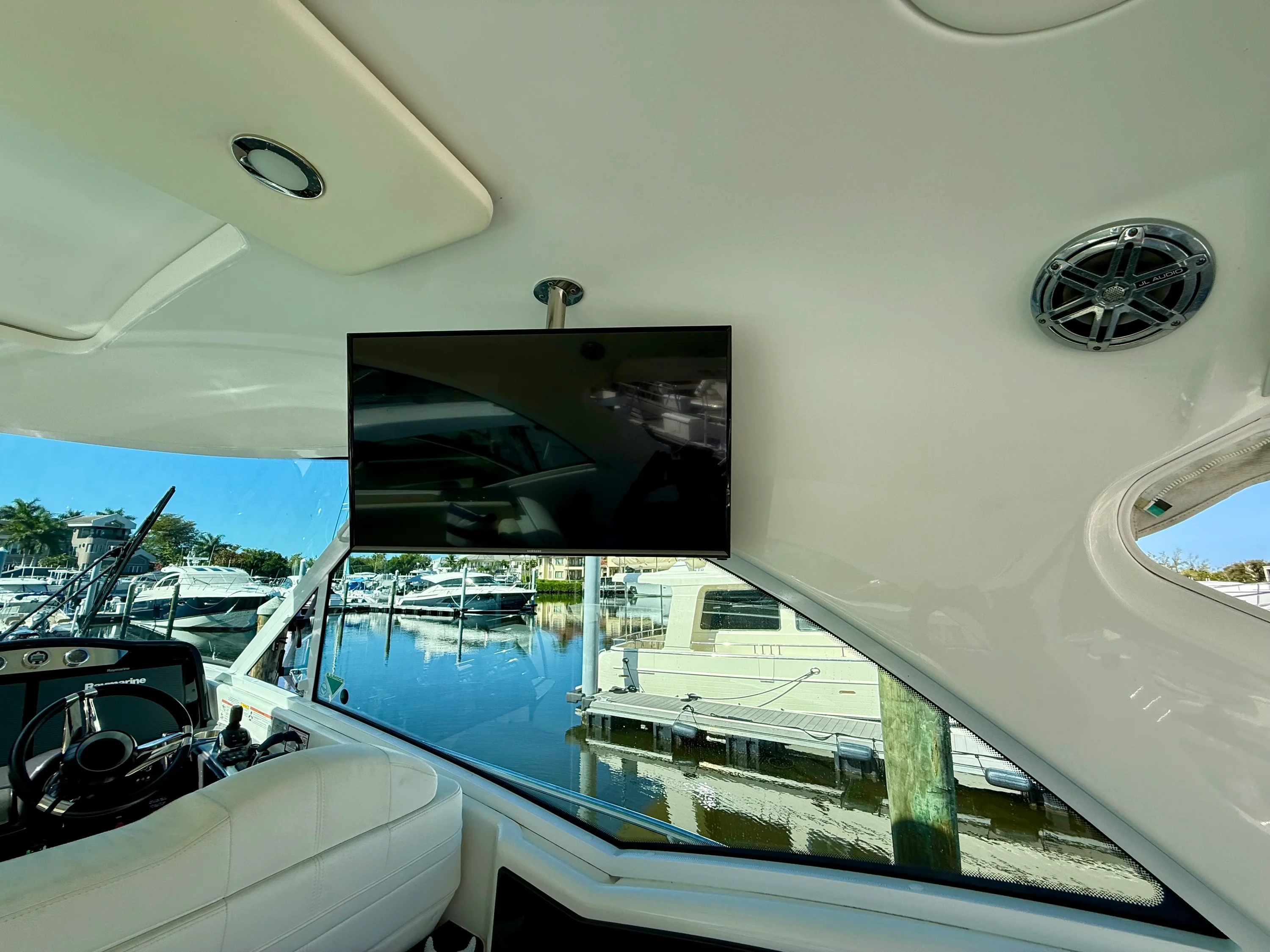 2018 Formula 45 YACHT Image Thumbnail #25