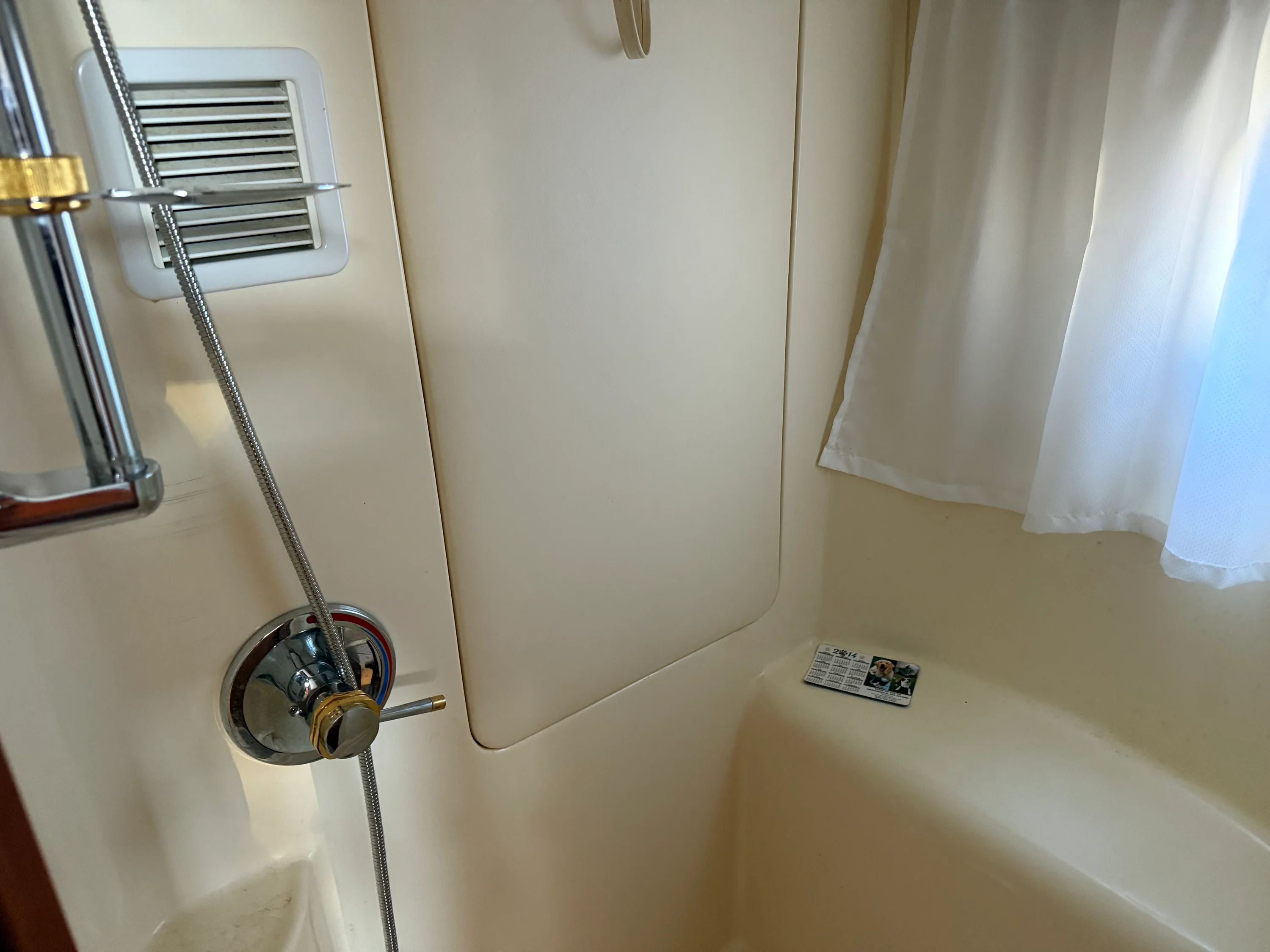 2004 Silverton 39 MOTOR YACHT Image Thumbnail #26