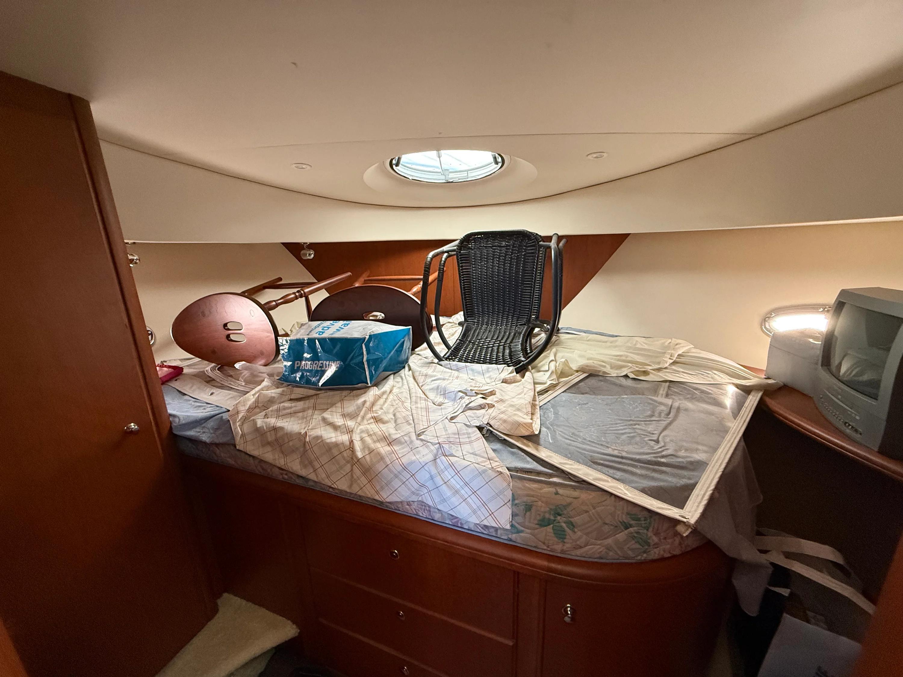 2004 Silverton 39 MOTOR YACHT Image Thumbnail #24