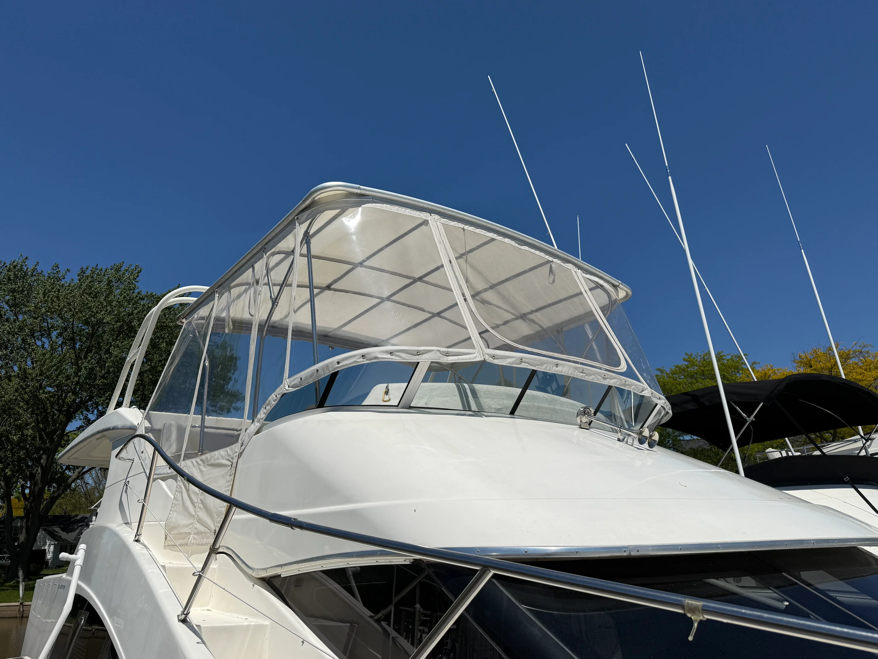 2004 Silverton 39 MOTOR YACHT Image Thumbnail #4