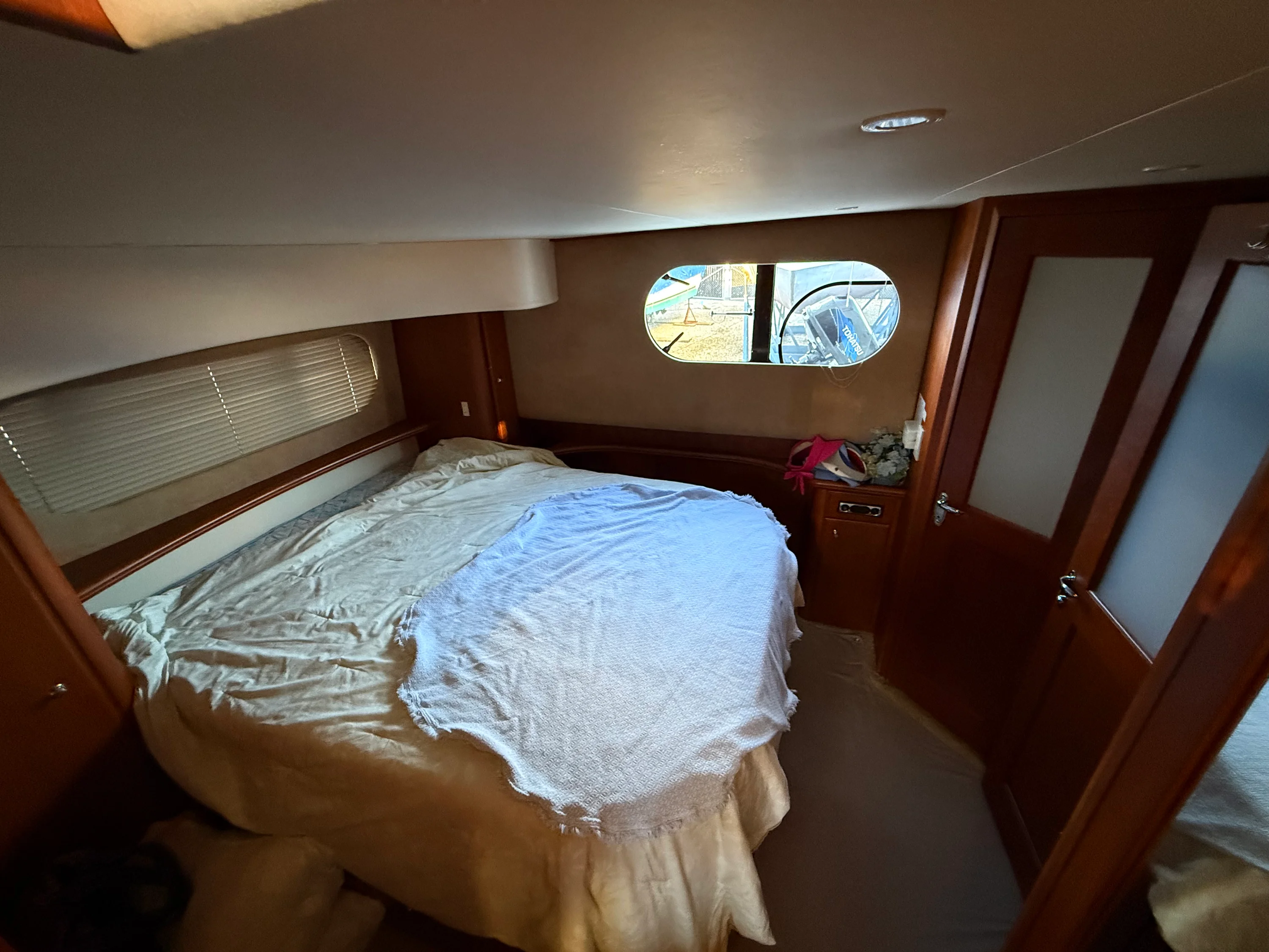 2004 Silverton 39 MOTOR YACHT Image Thumbnail #20