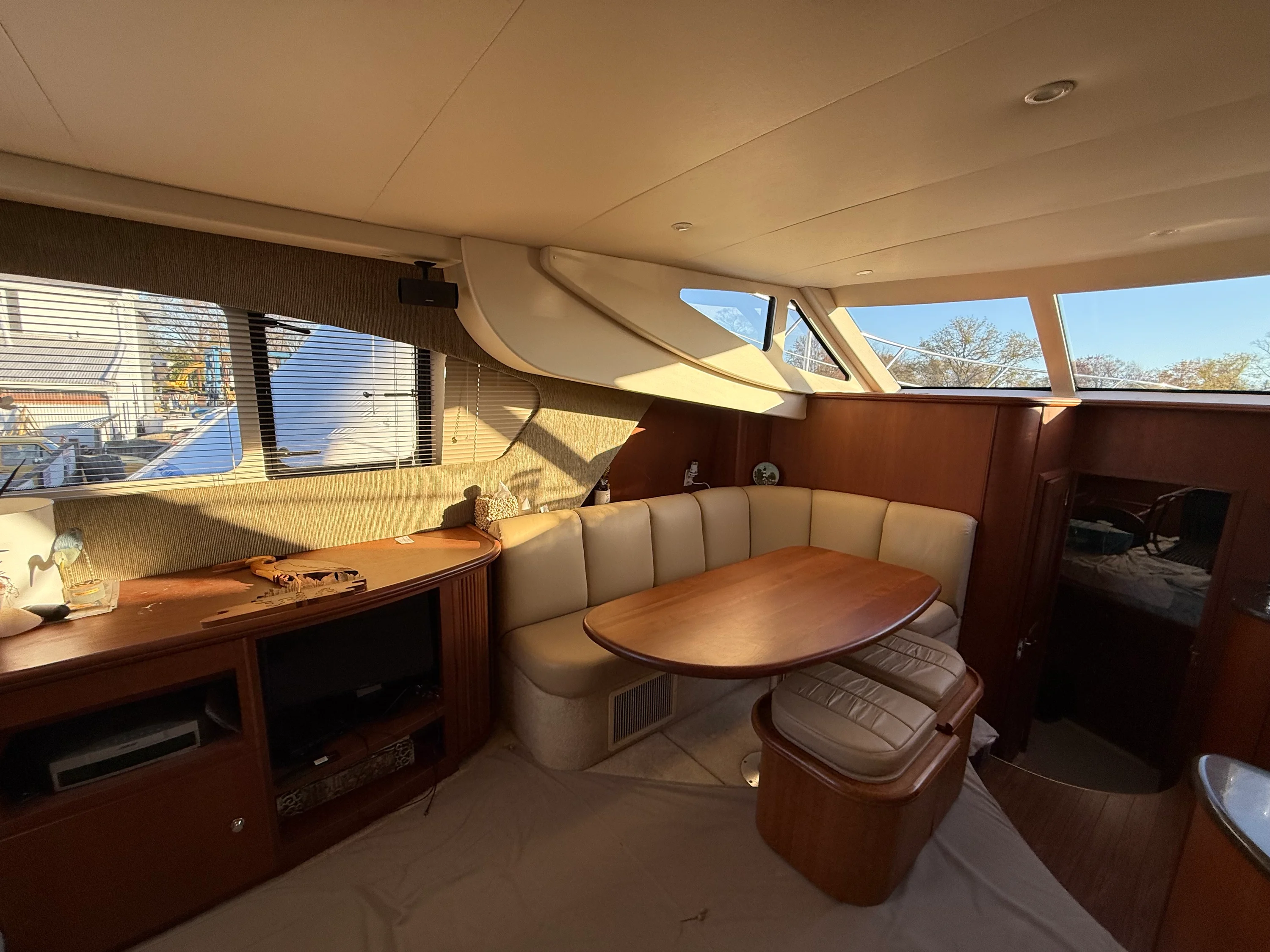 2004 Silverton 39 MOTOR YACHT Image Thumbnail #13