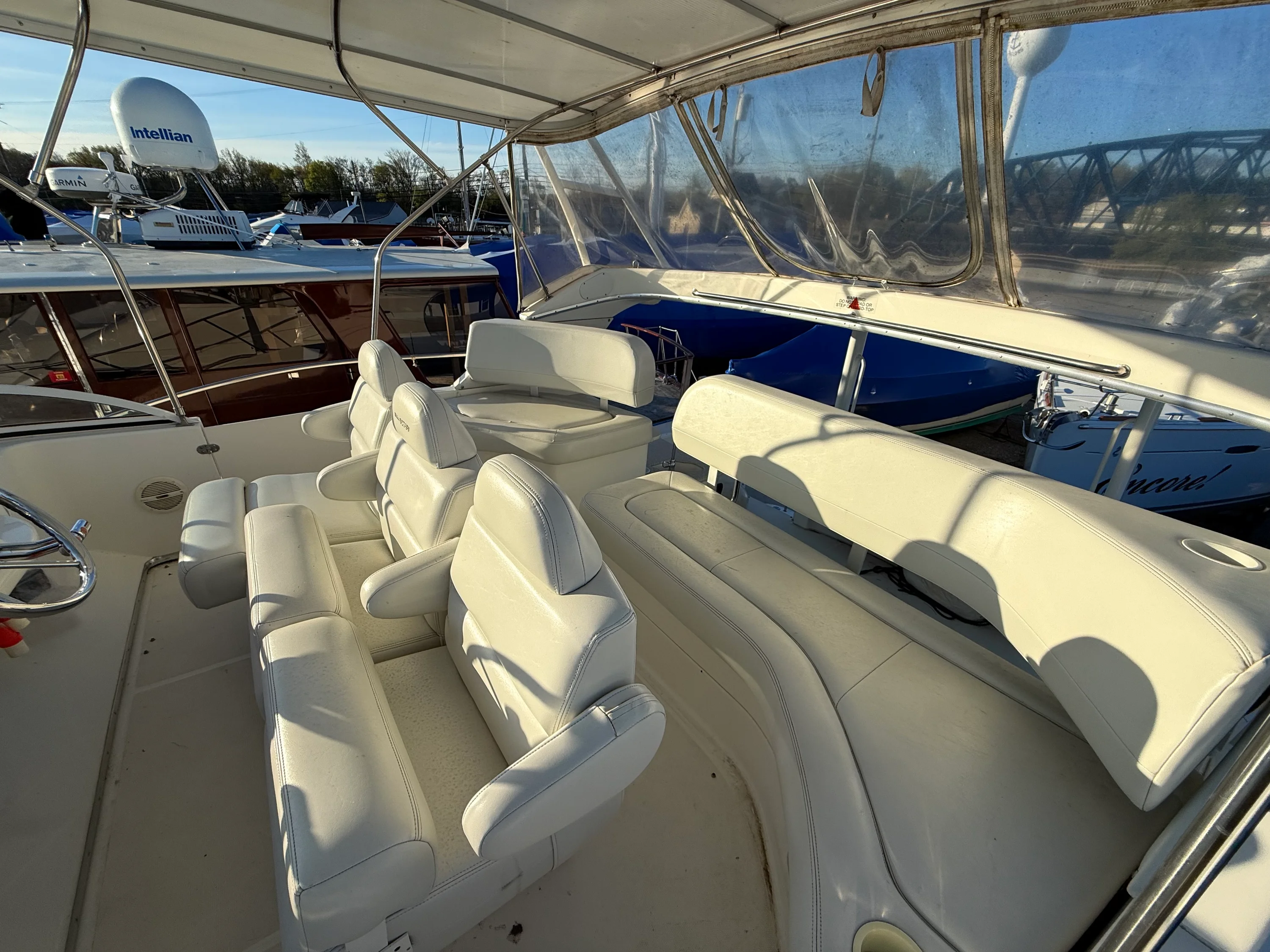 2004 Silverton 39 MOTOR YACHT Image Thumbnail #9