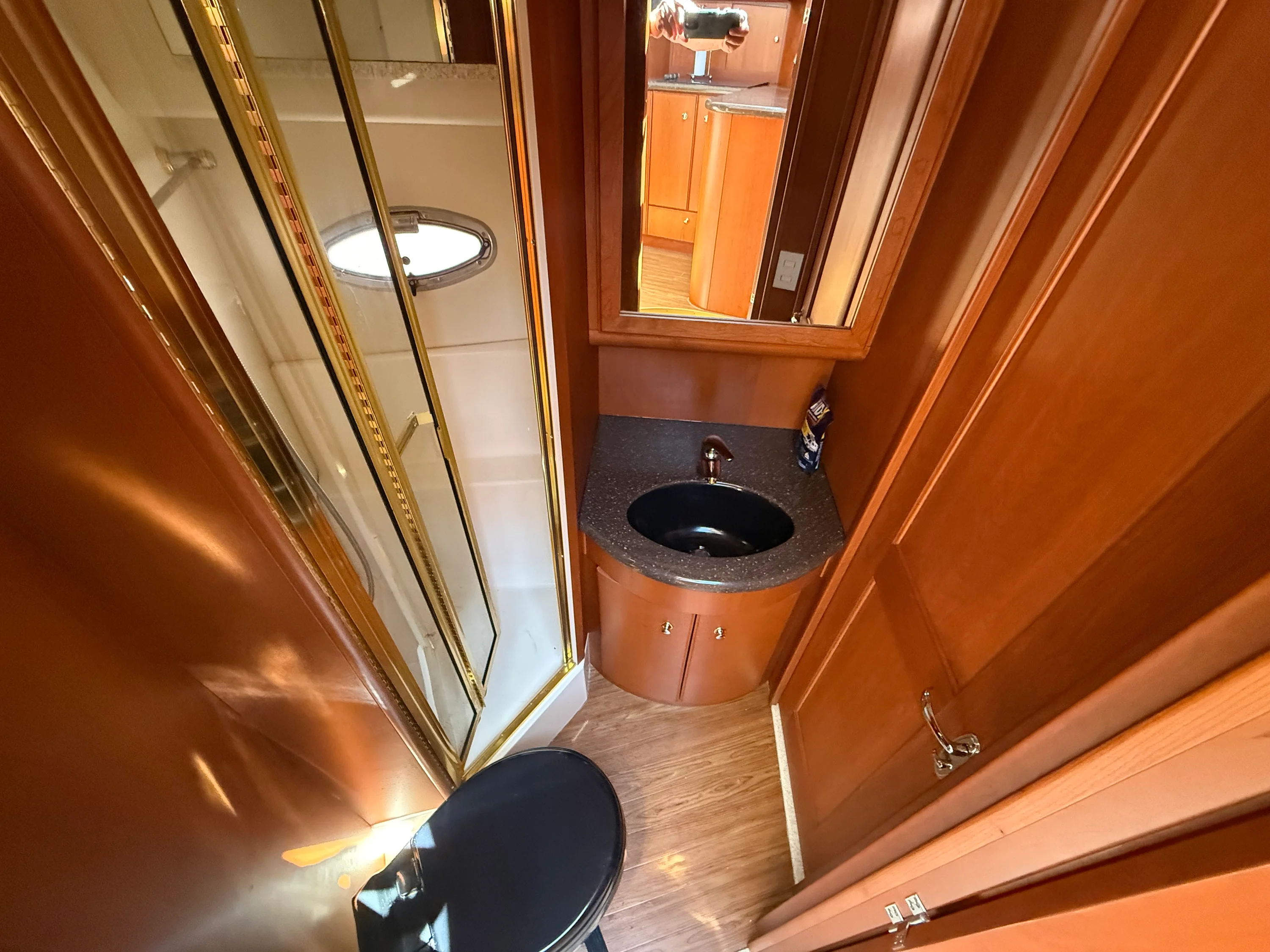 2004 Silverton 39 MOTOR YACHT Image Thumbnail #45