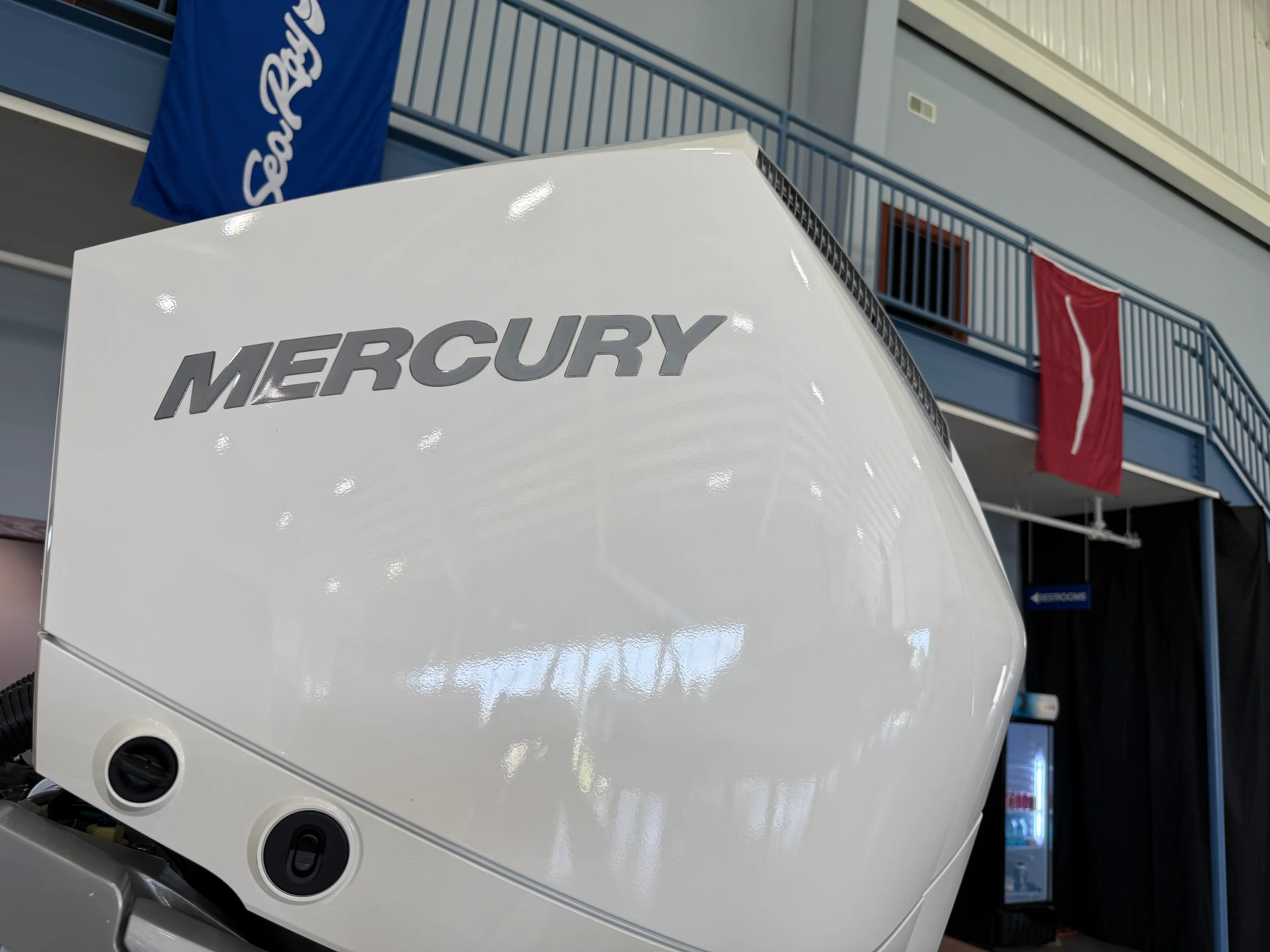 2026 Sea Ray SDX 290 Outboard Image Thumbnail #30