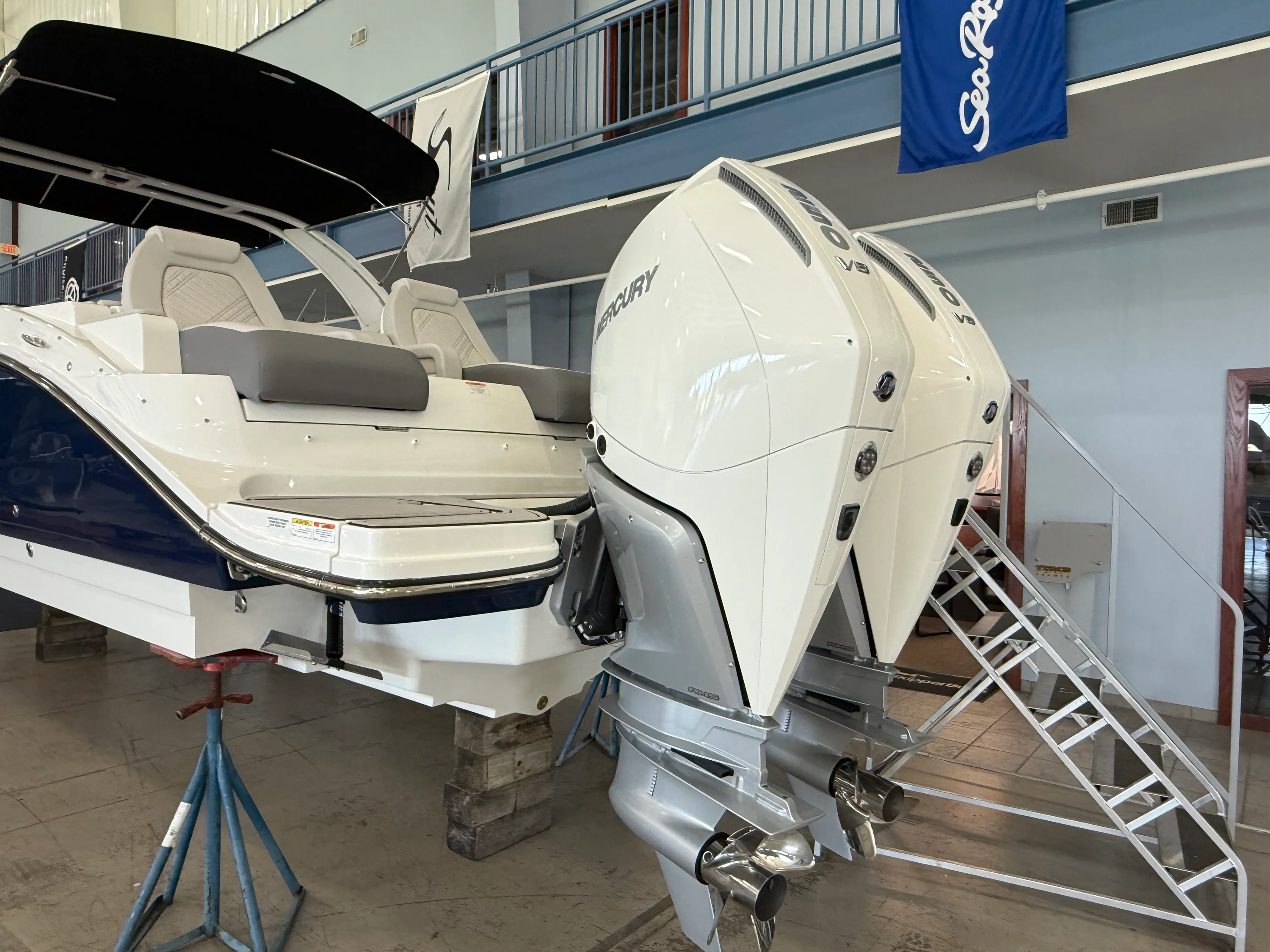 2026 Sea Ray SDX 290 Outboard Image Thumbnail #29