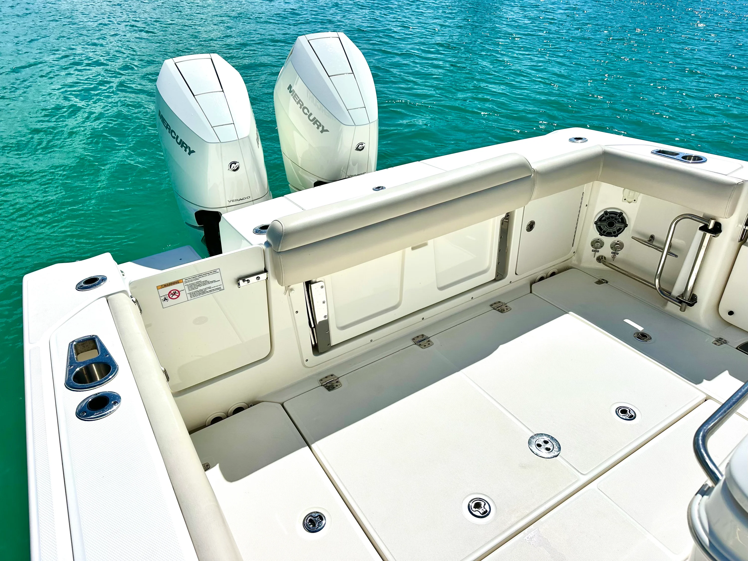 2024 Boston Whaler 330 OUTRAGE Image Thumbnail #9