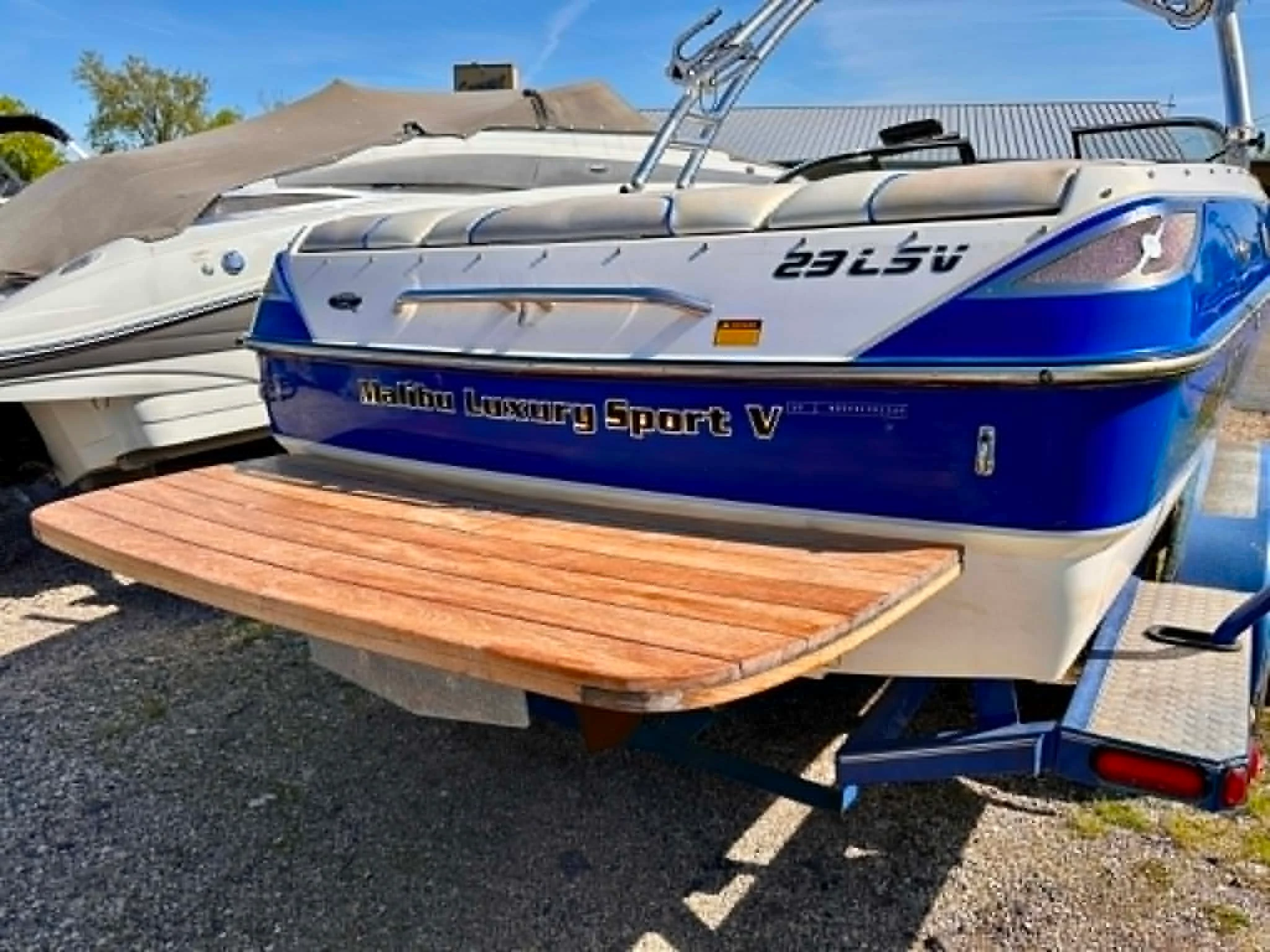 2004 Malibu SUNSCAPE 23 LSV Image Thumbnail #0